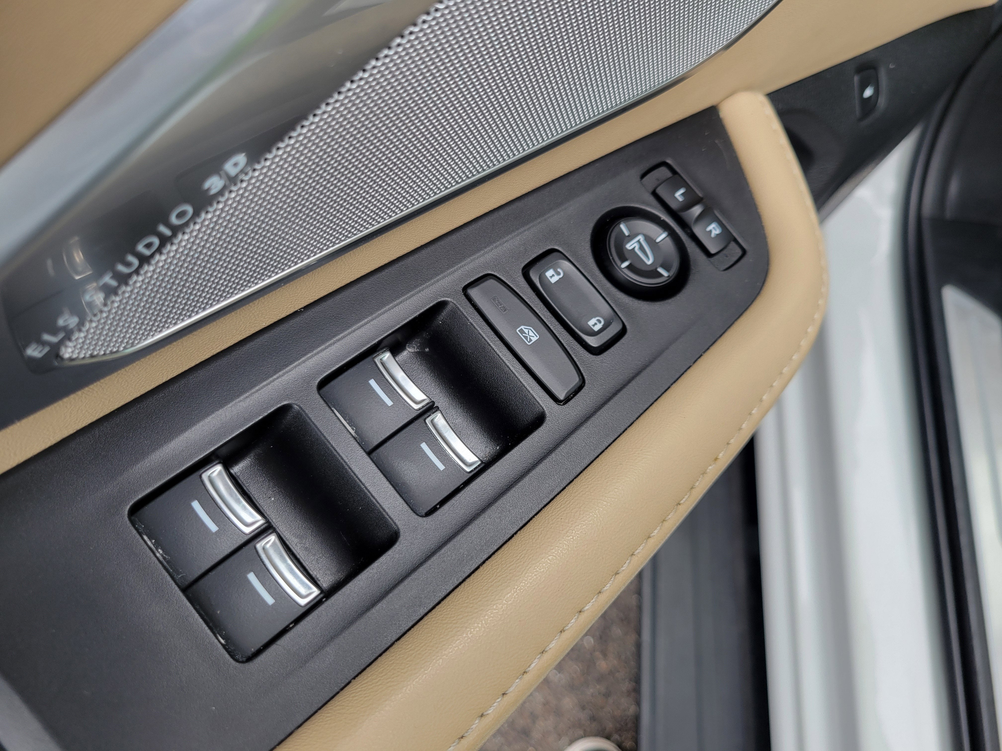 2021 Acura RDX w/Advance Package