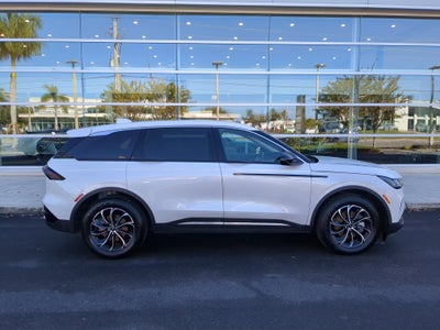 2025 Lincoln Nautilus Premiere