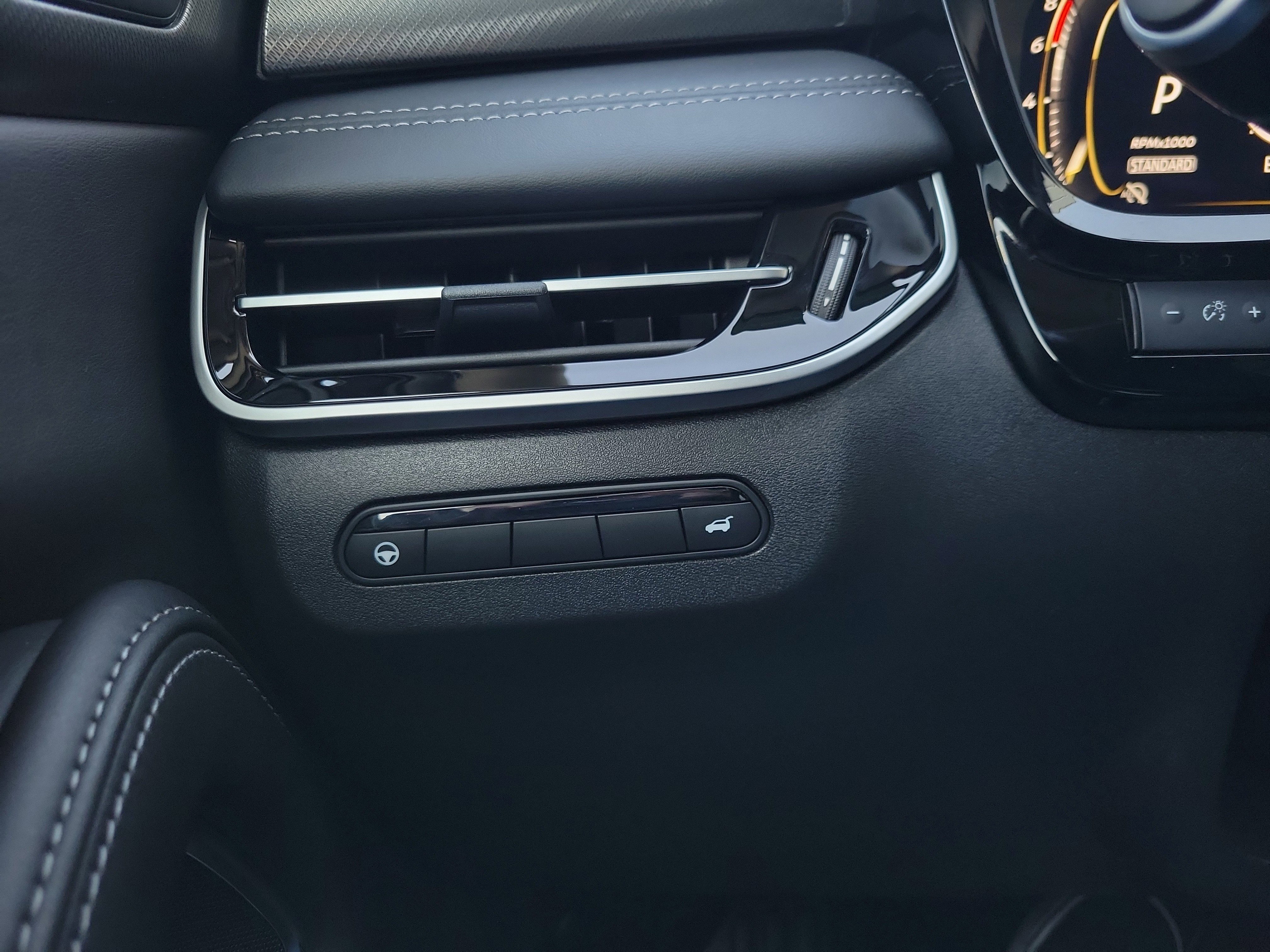 2026 INFINITI QX60 Luxe FWD