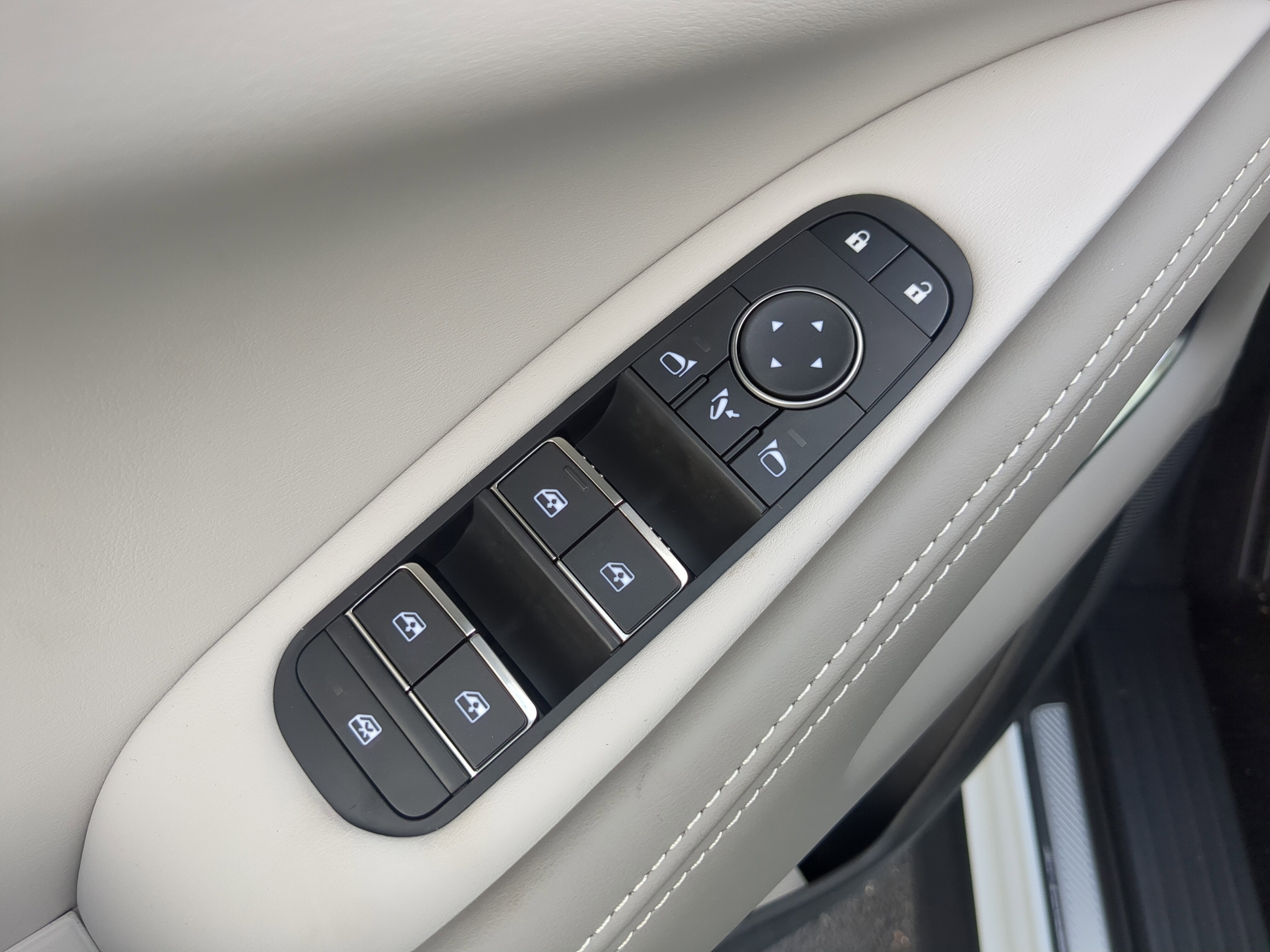 2026 INFINITI QX60 Luxe FWD