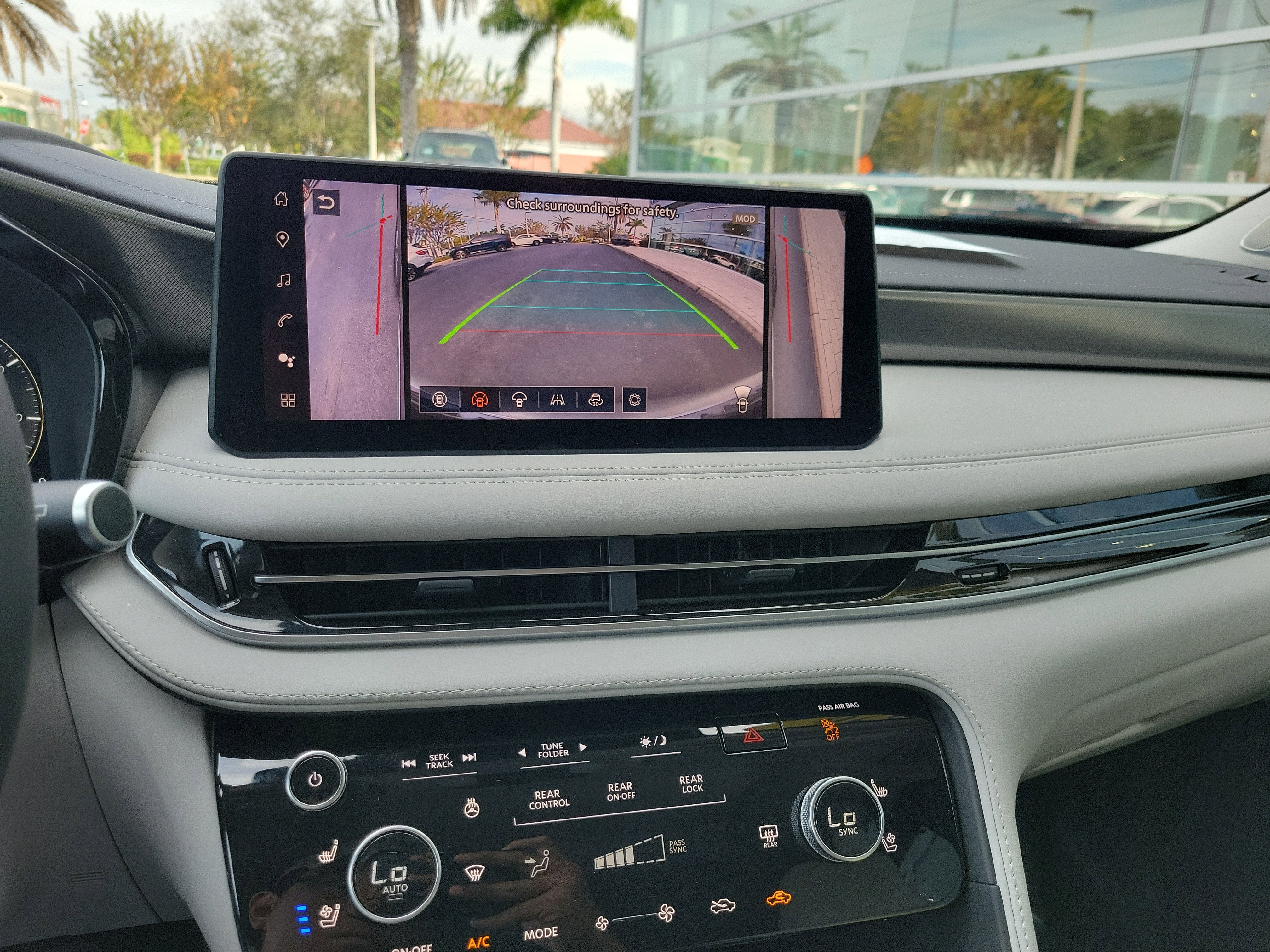 2026 INFINITI QX60 Luxe FWD