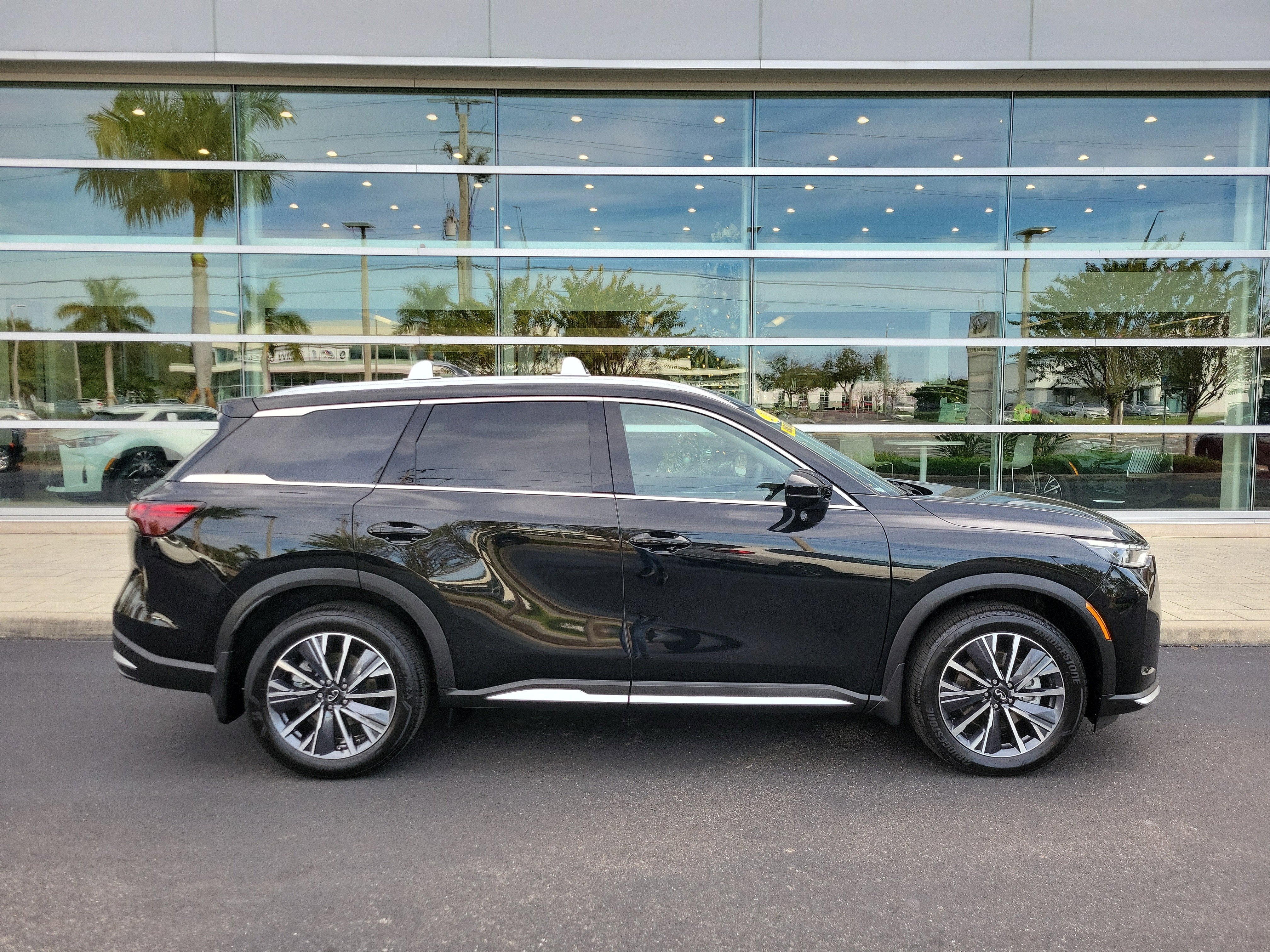 2026 INFINITI QX60 Luxe FWD