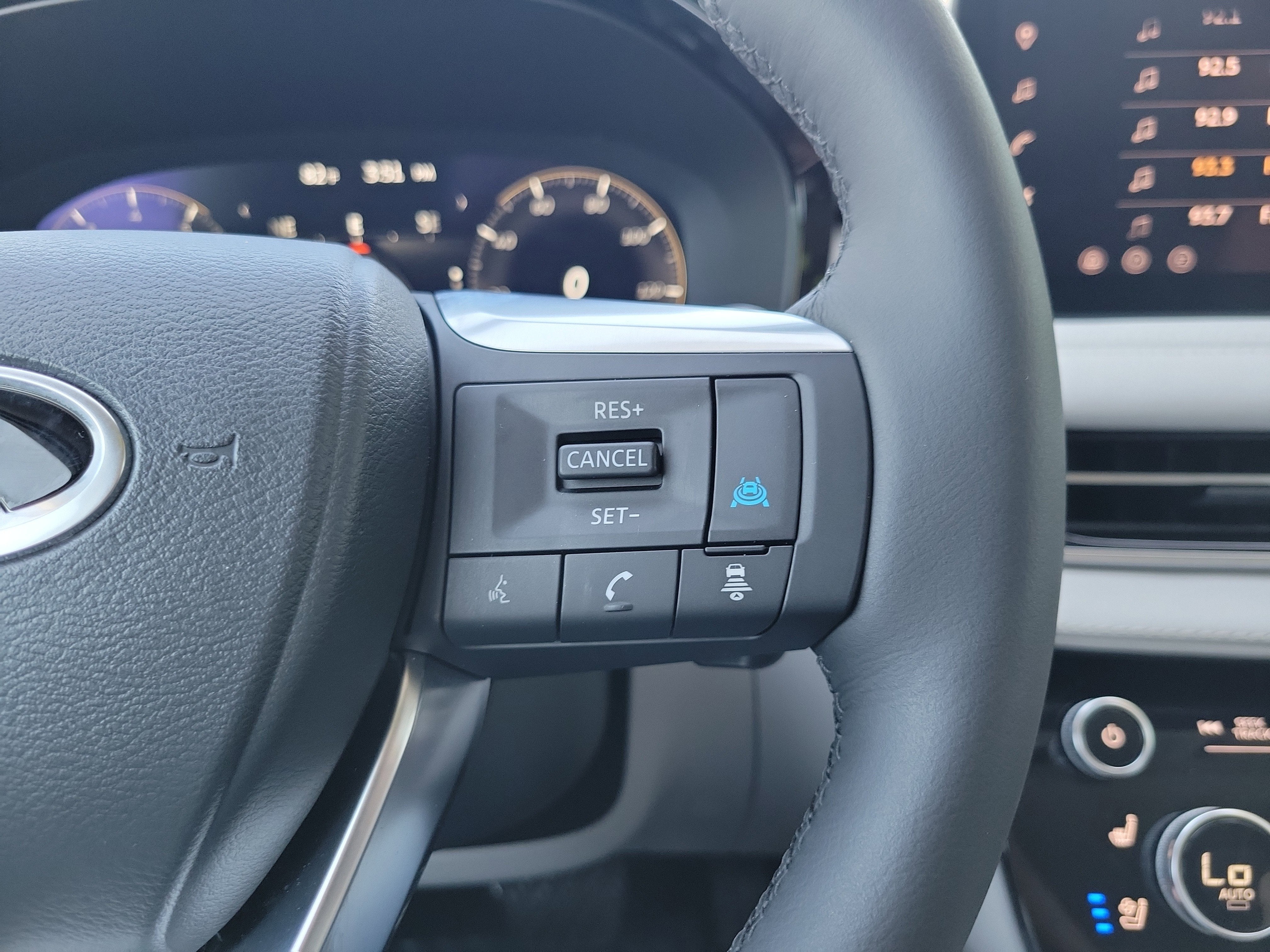 2026 INFINITI QX60 Luxe FWD