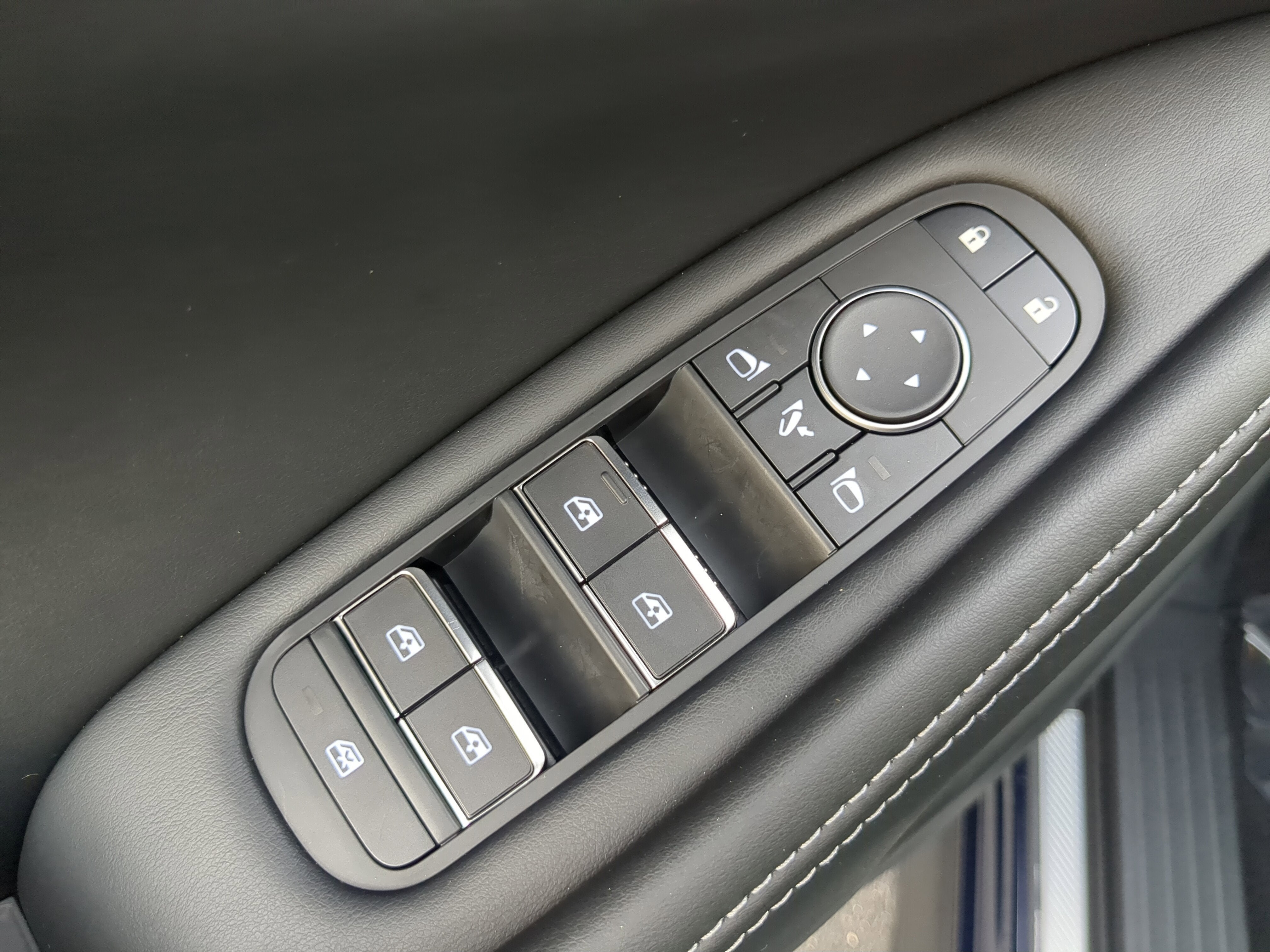 2026 INFINITI QX60 Luxe FWD