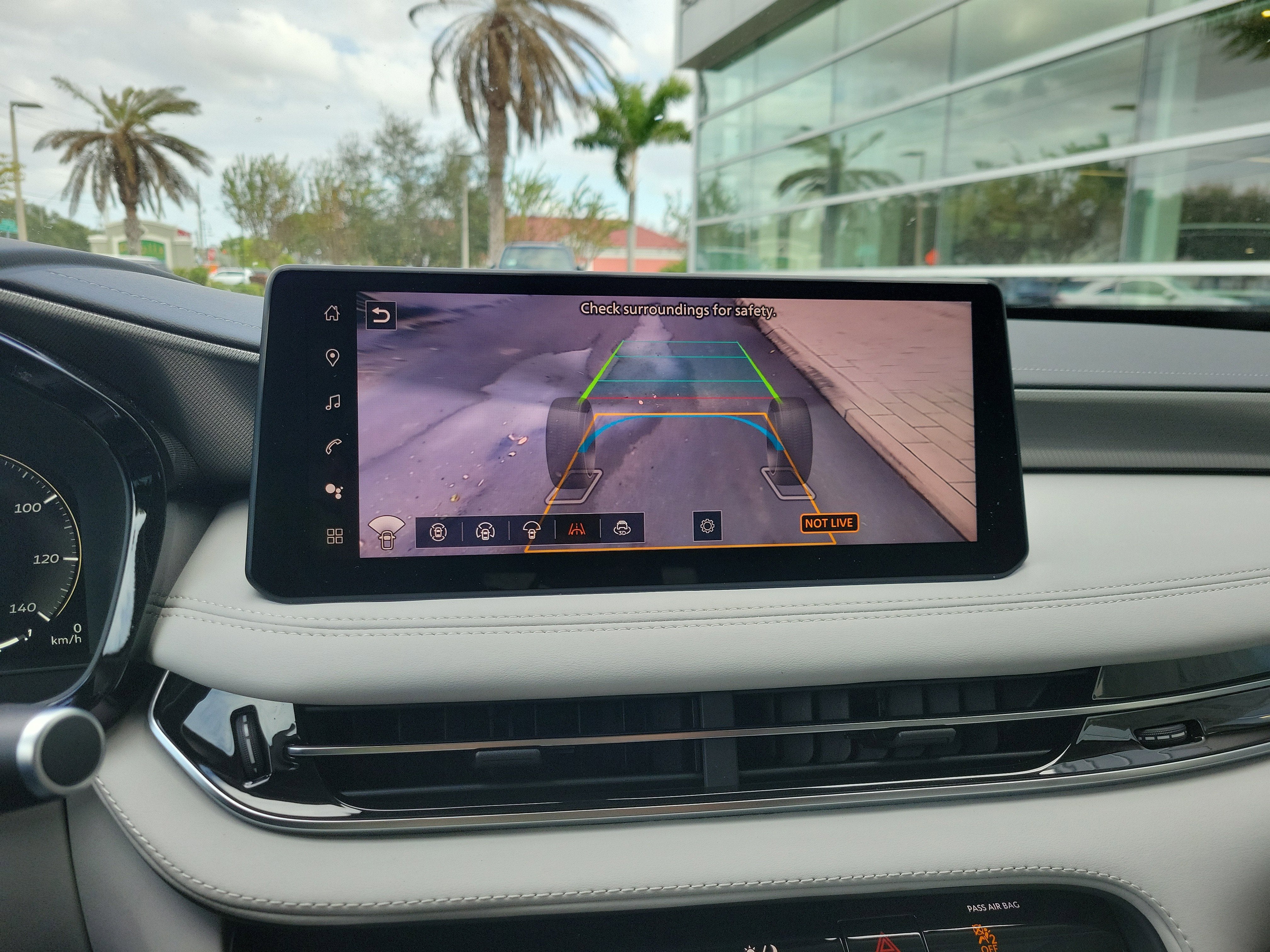 2026 INFINITI QX60 Luxe FWD