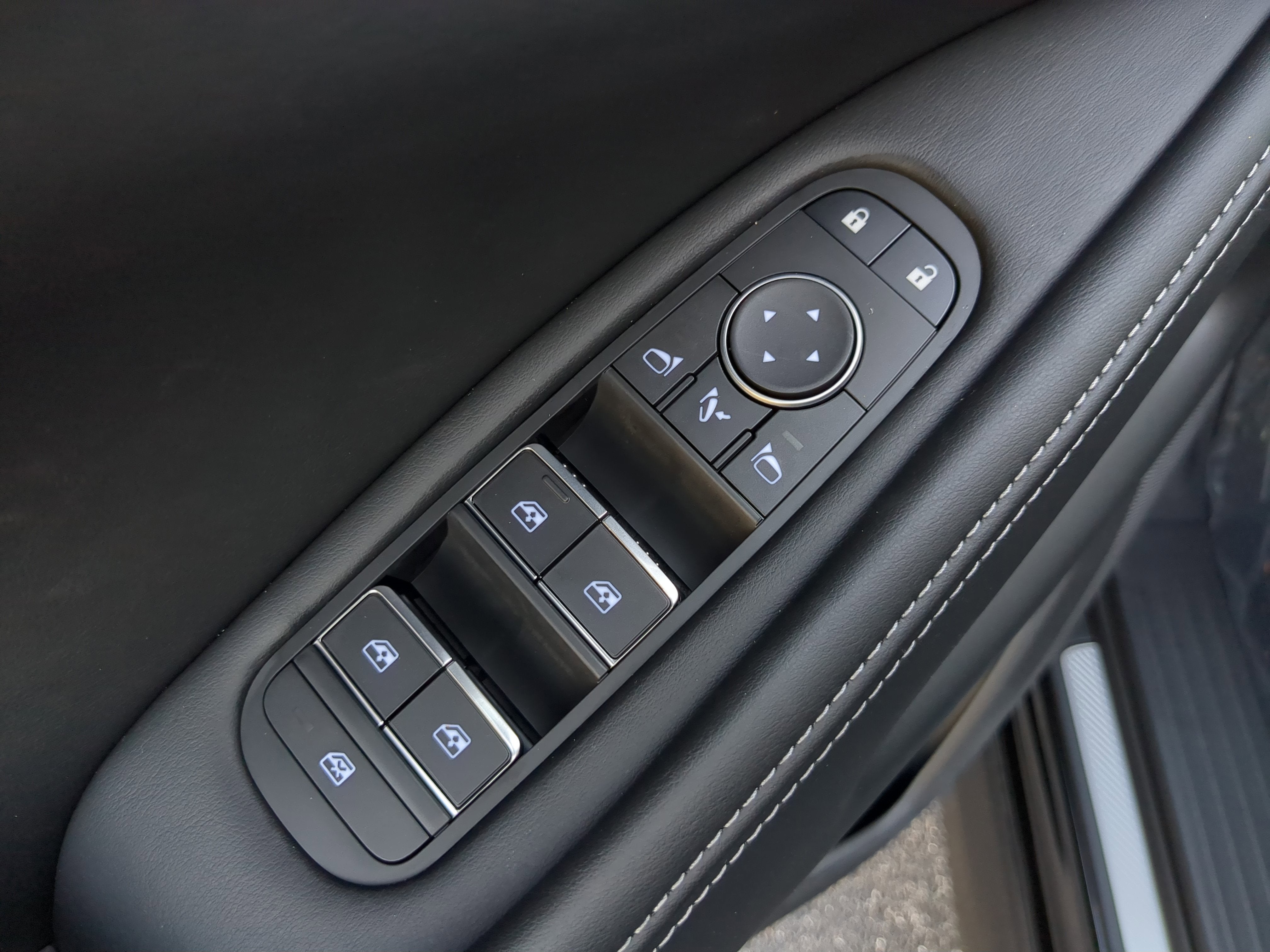 2026 INFINITI QX60 Luxe FWD