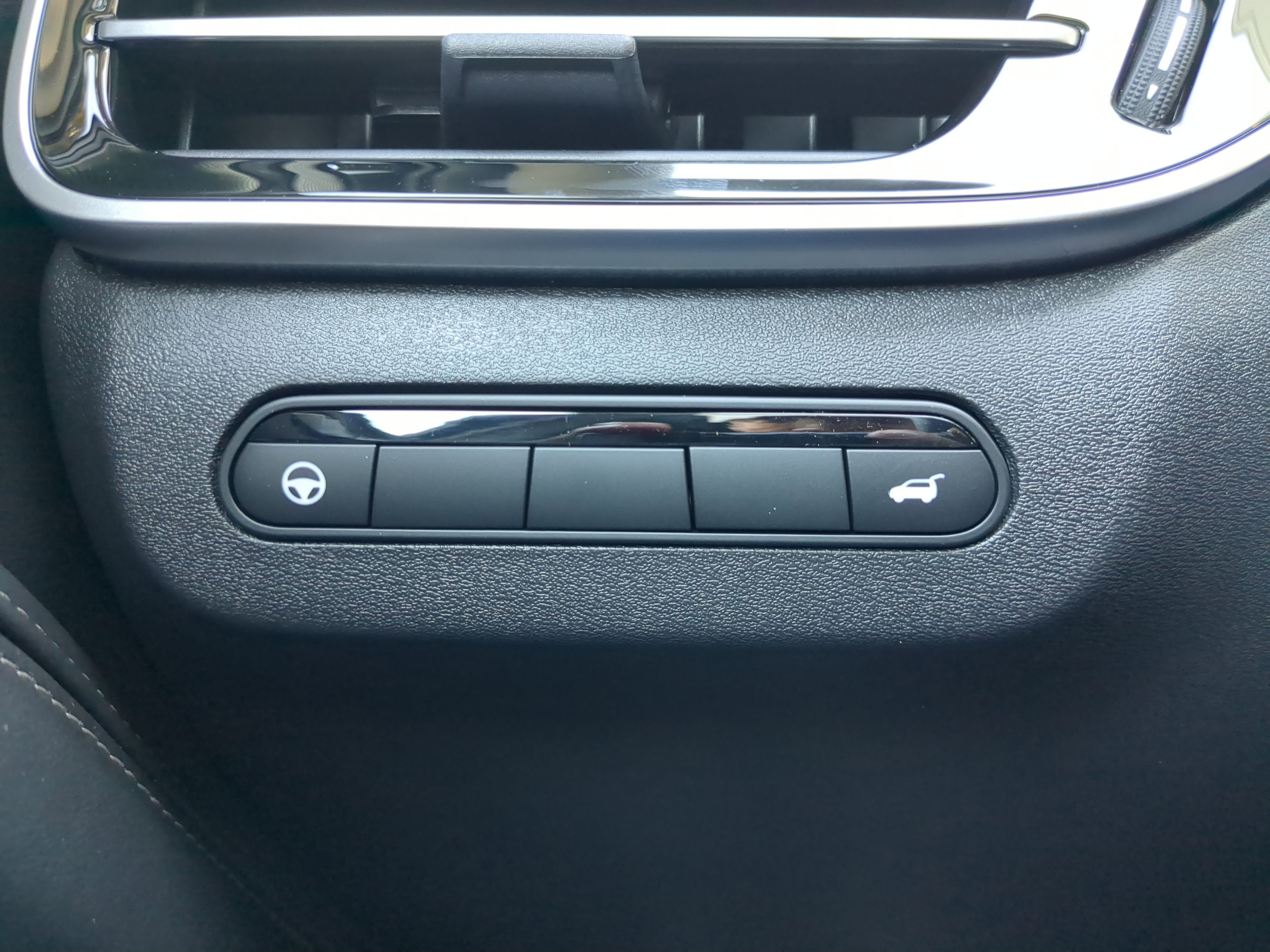 2026 INFINITI QX60 Luxe FWD