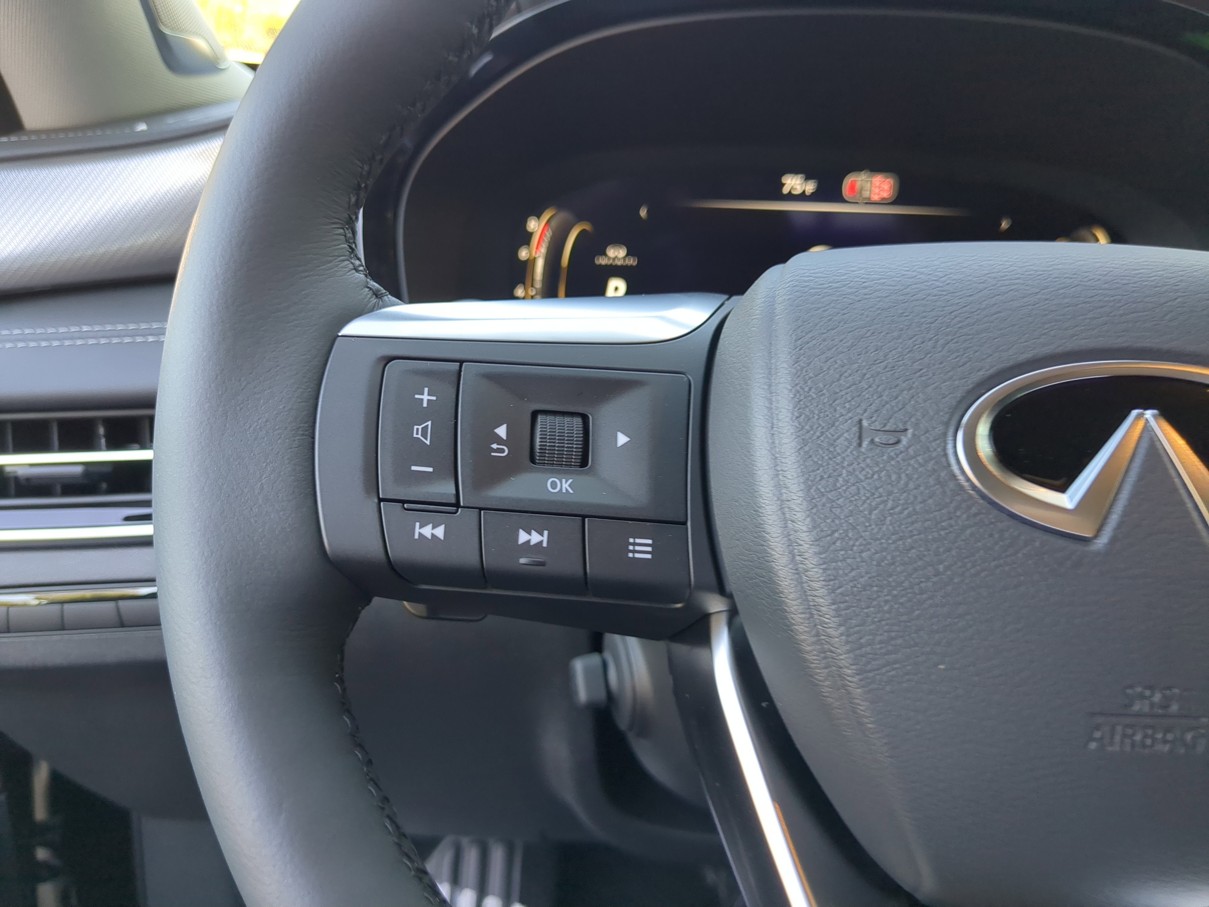 2026 INFINITI QX60 Luxe FWD