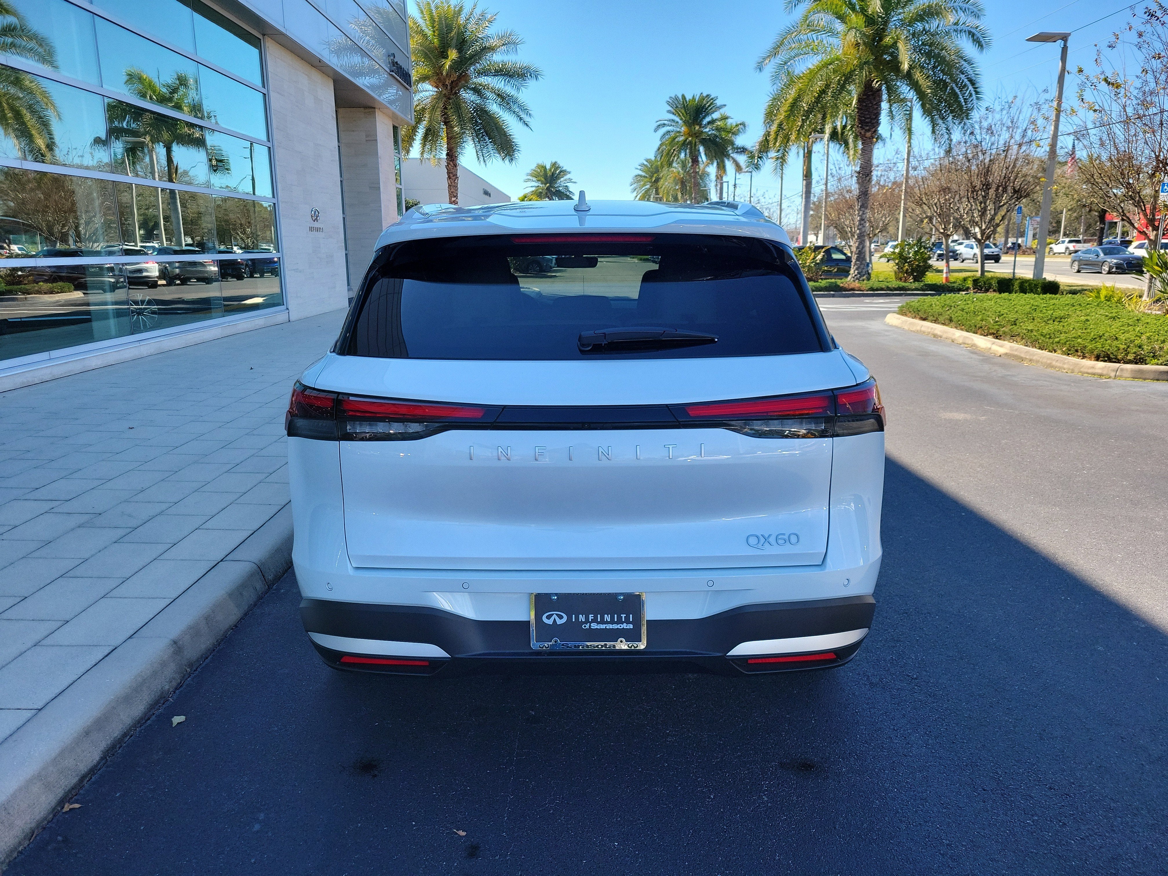 2026 INFINITI QX60 Luxe FWD