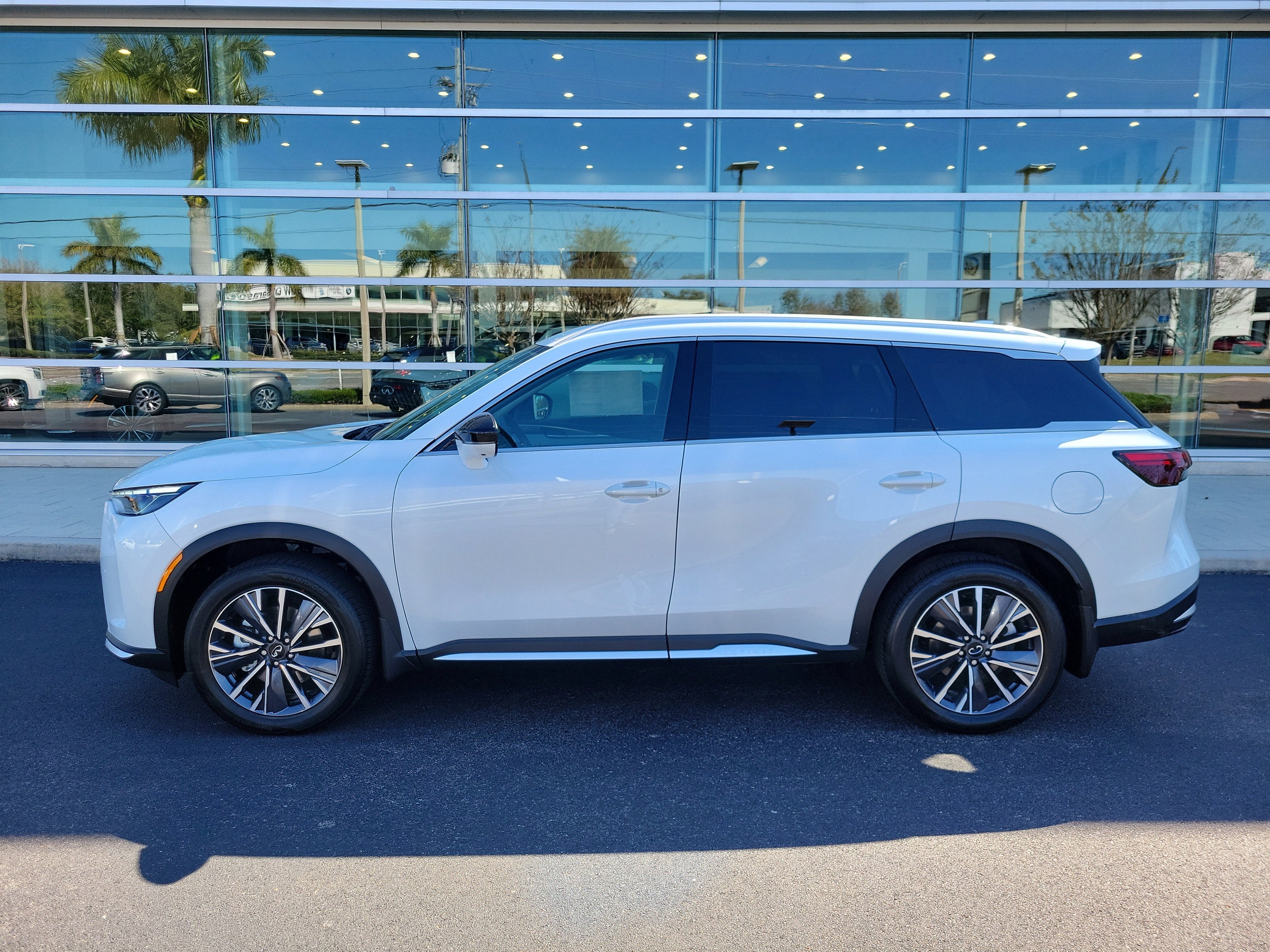 2026 INFINITI QX60 Luxe FWD