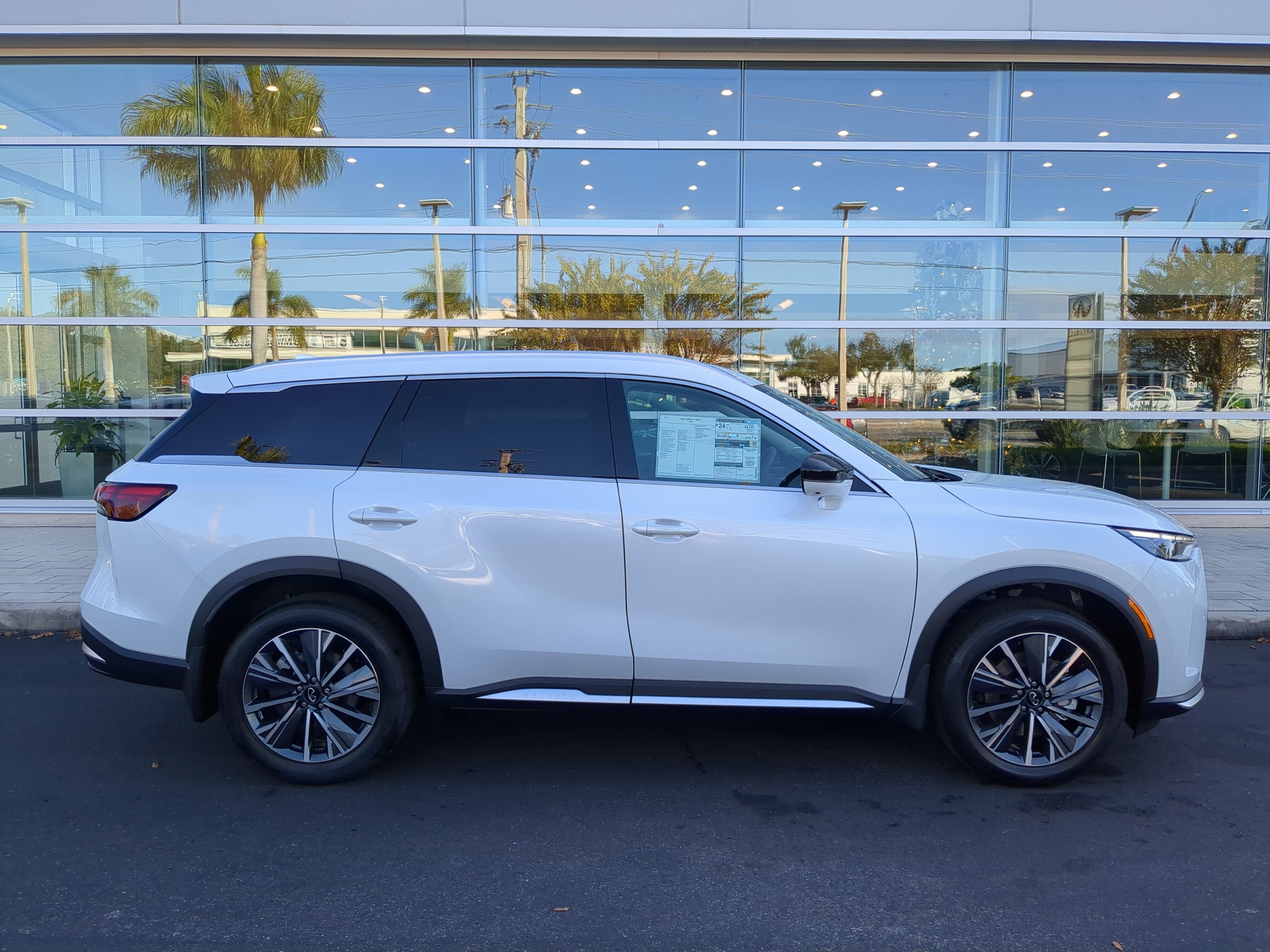 2026 INFINITI QX60 Luxe FWD