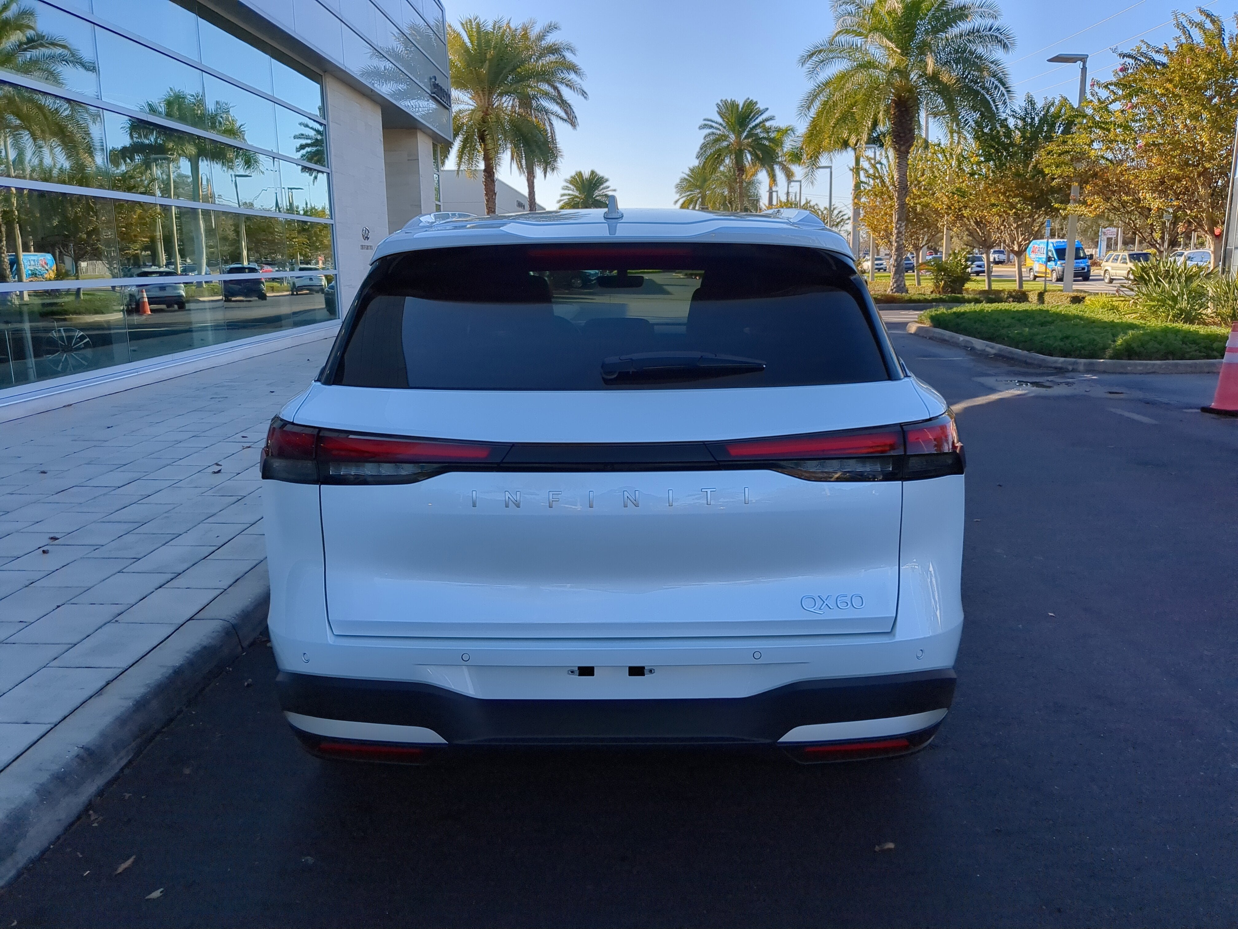 2026 INFINITI QX60 Luxe FWD