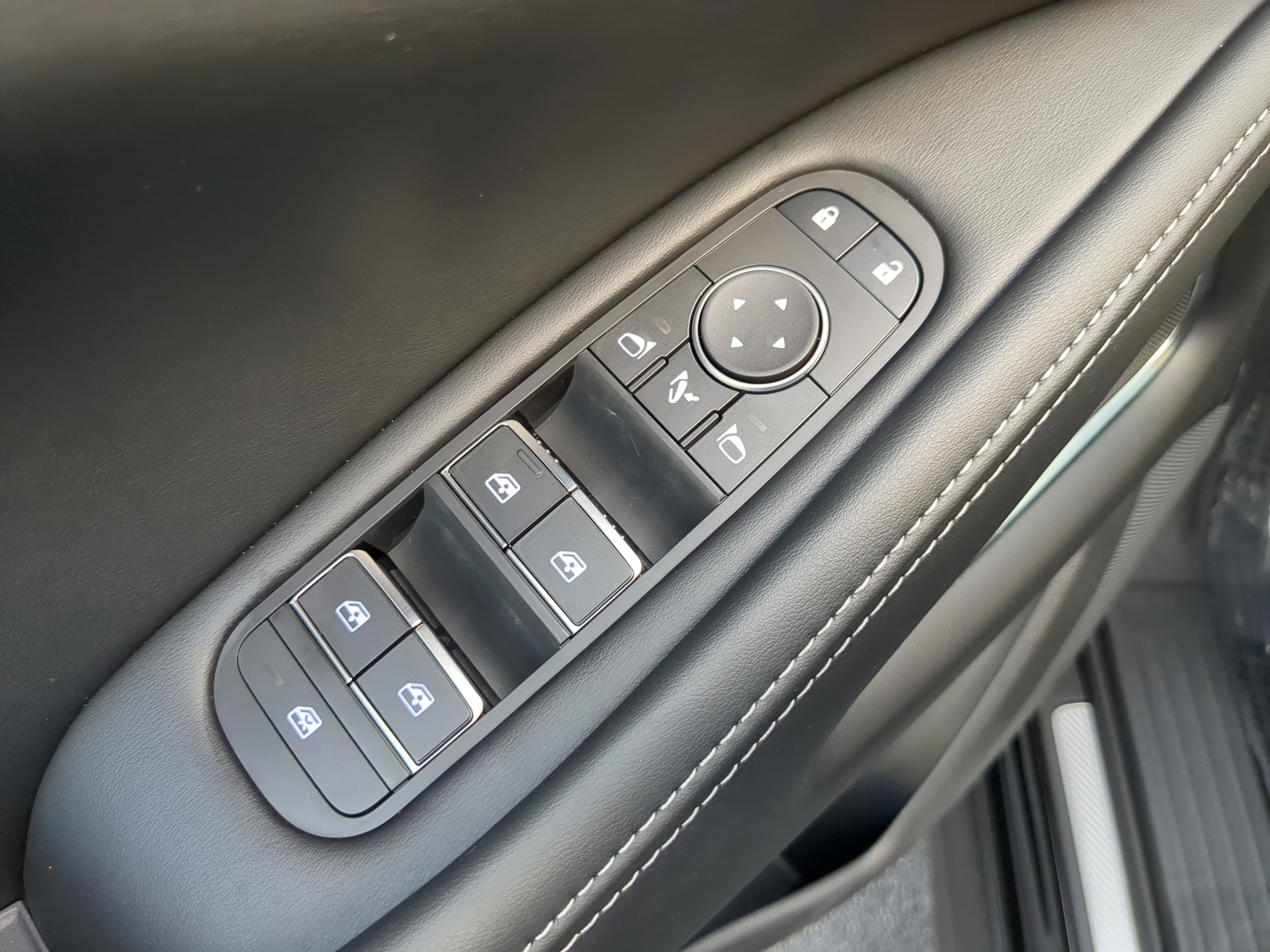 2026 INFINITI QX60 Luxe FWD