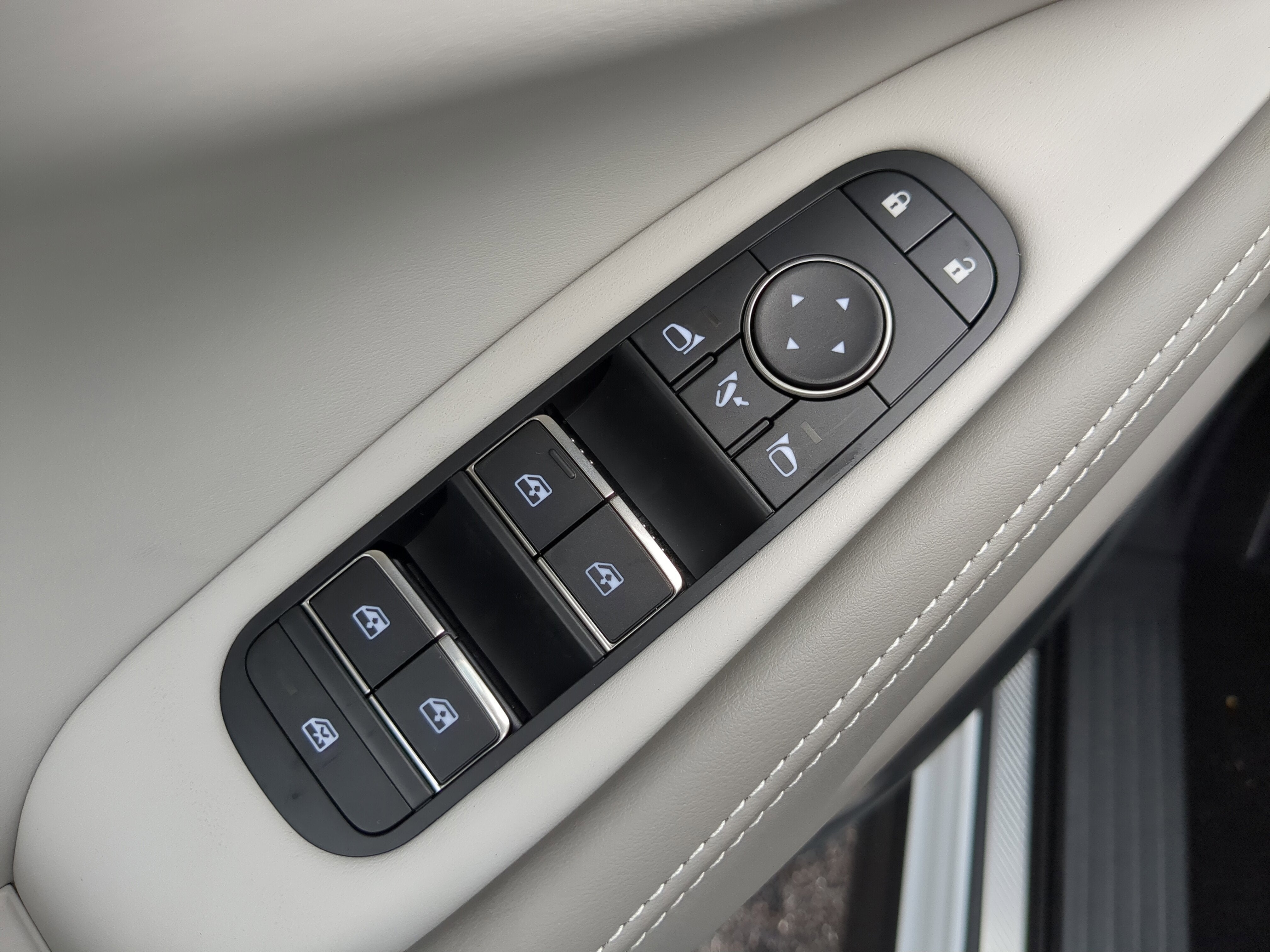 2026 INFINITI QX60 Luxe FWD