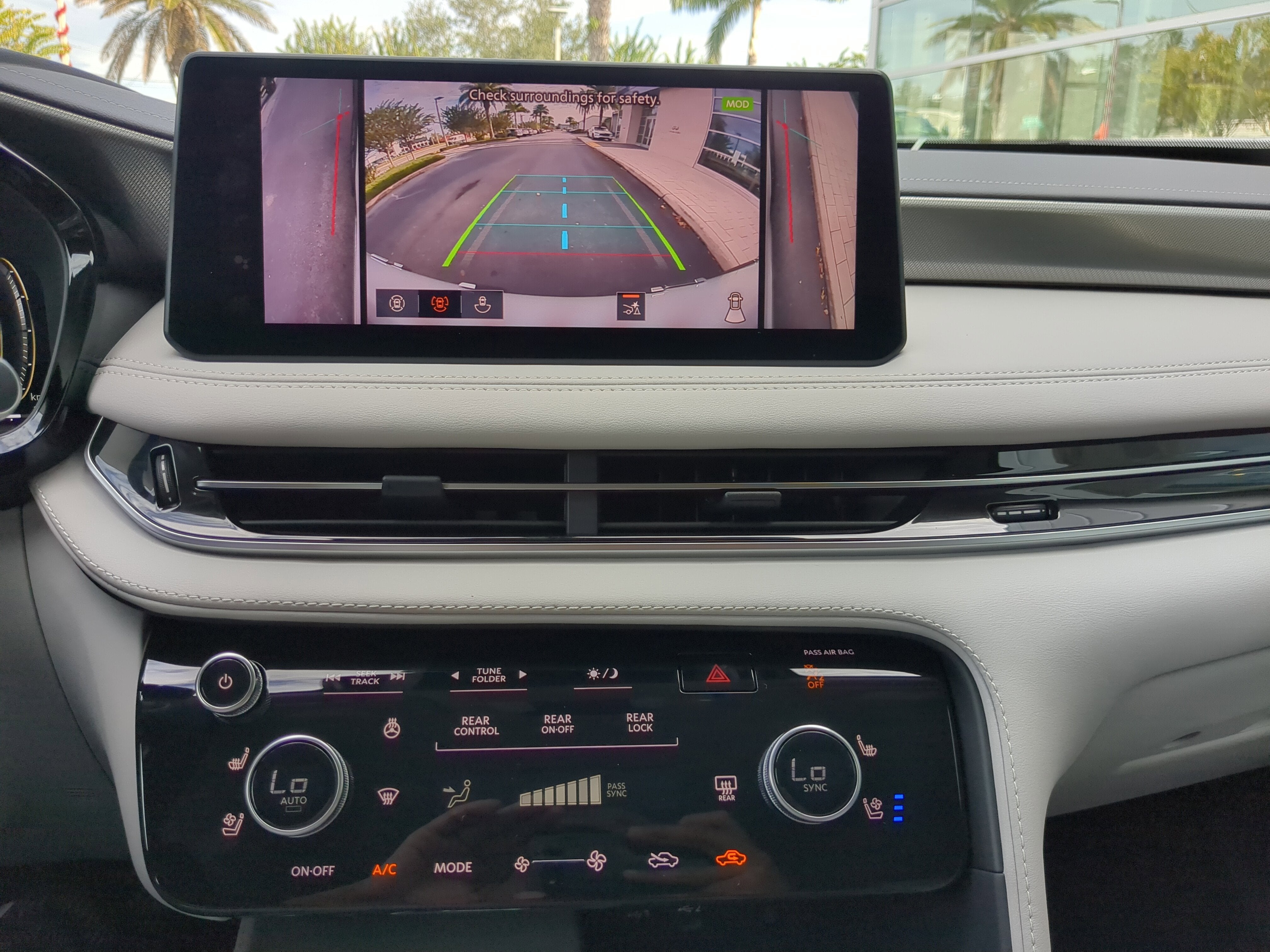 2026 INFINITI QX60 Luxe FWD