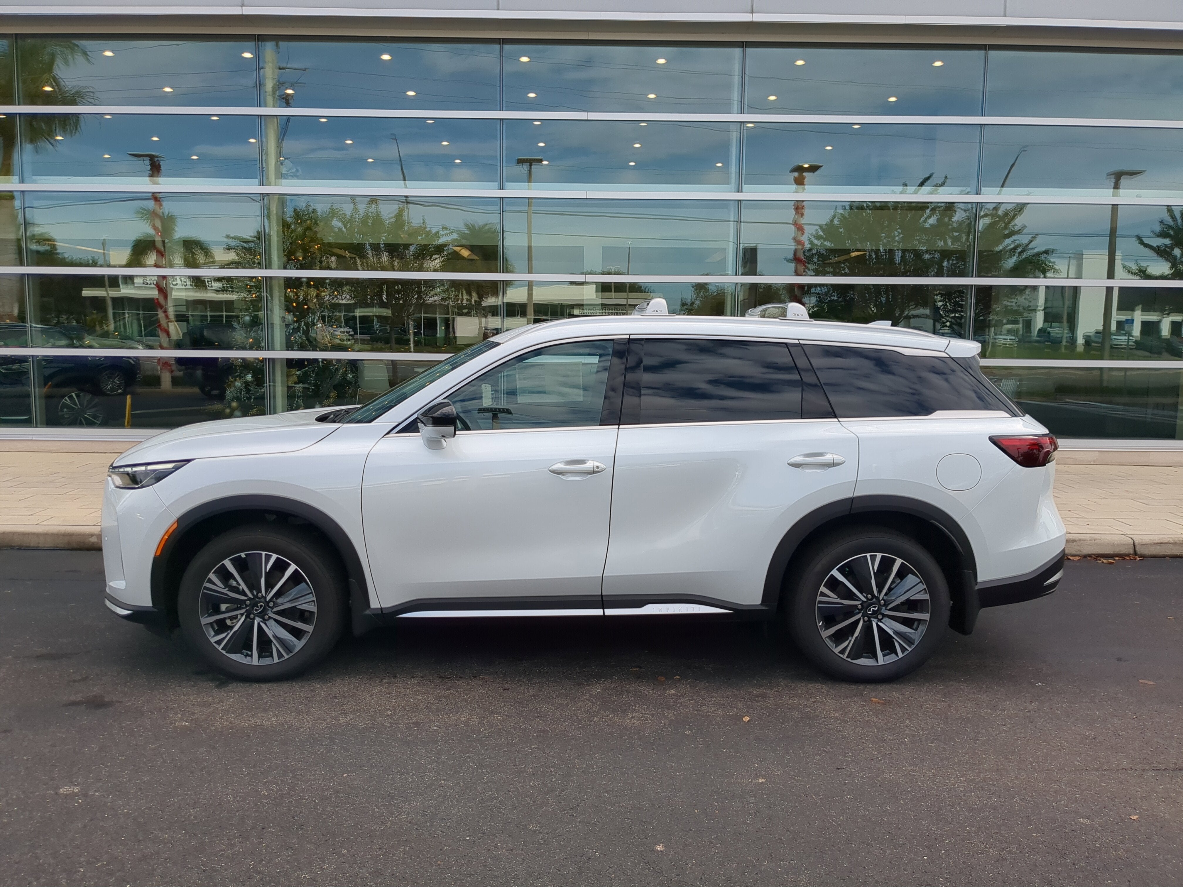 2026 INFINITI QX60 Luxe FWD