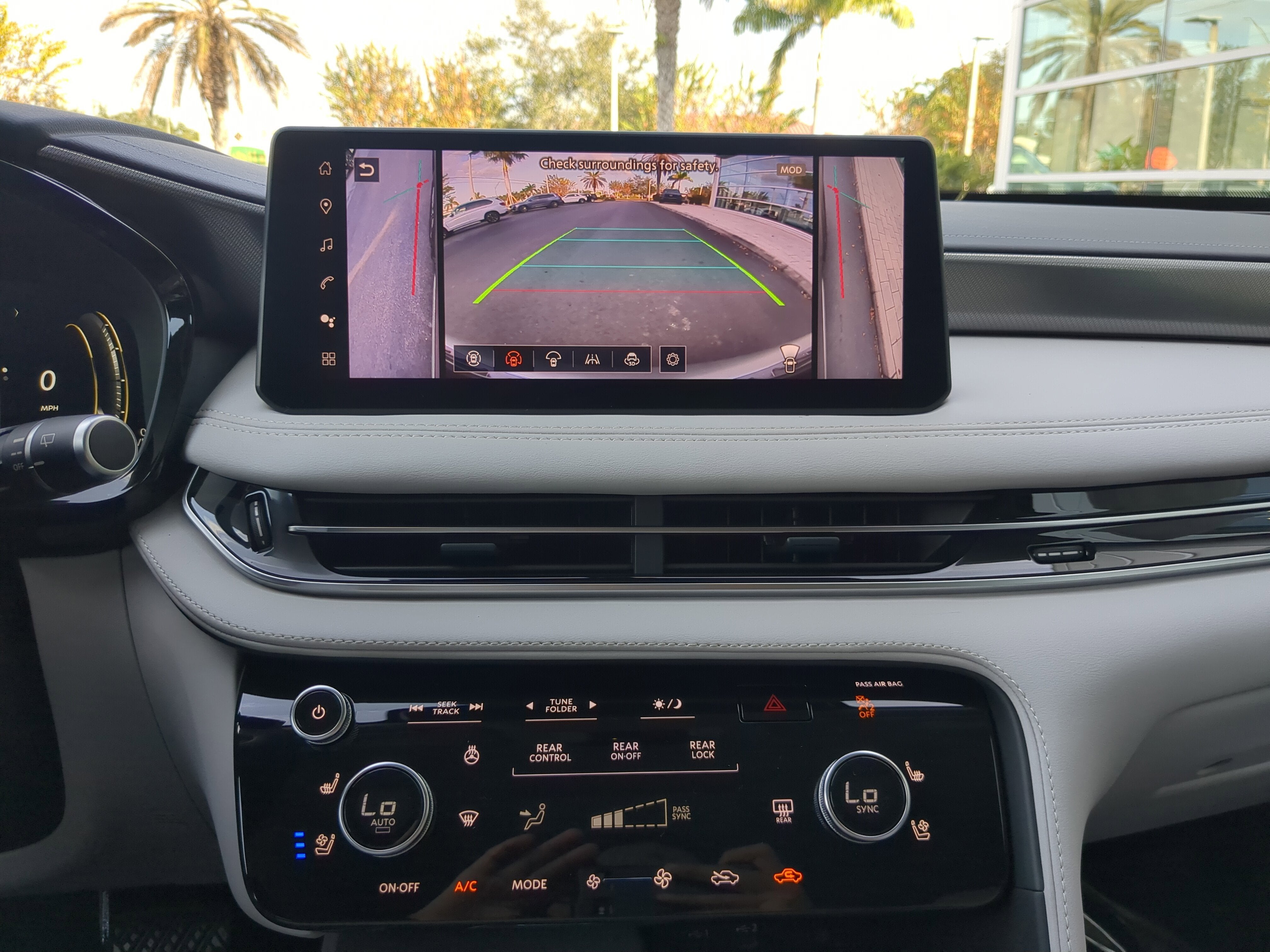 2026 INFINITI QX60 Luxe FWD