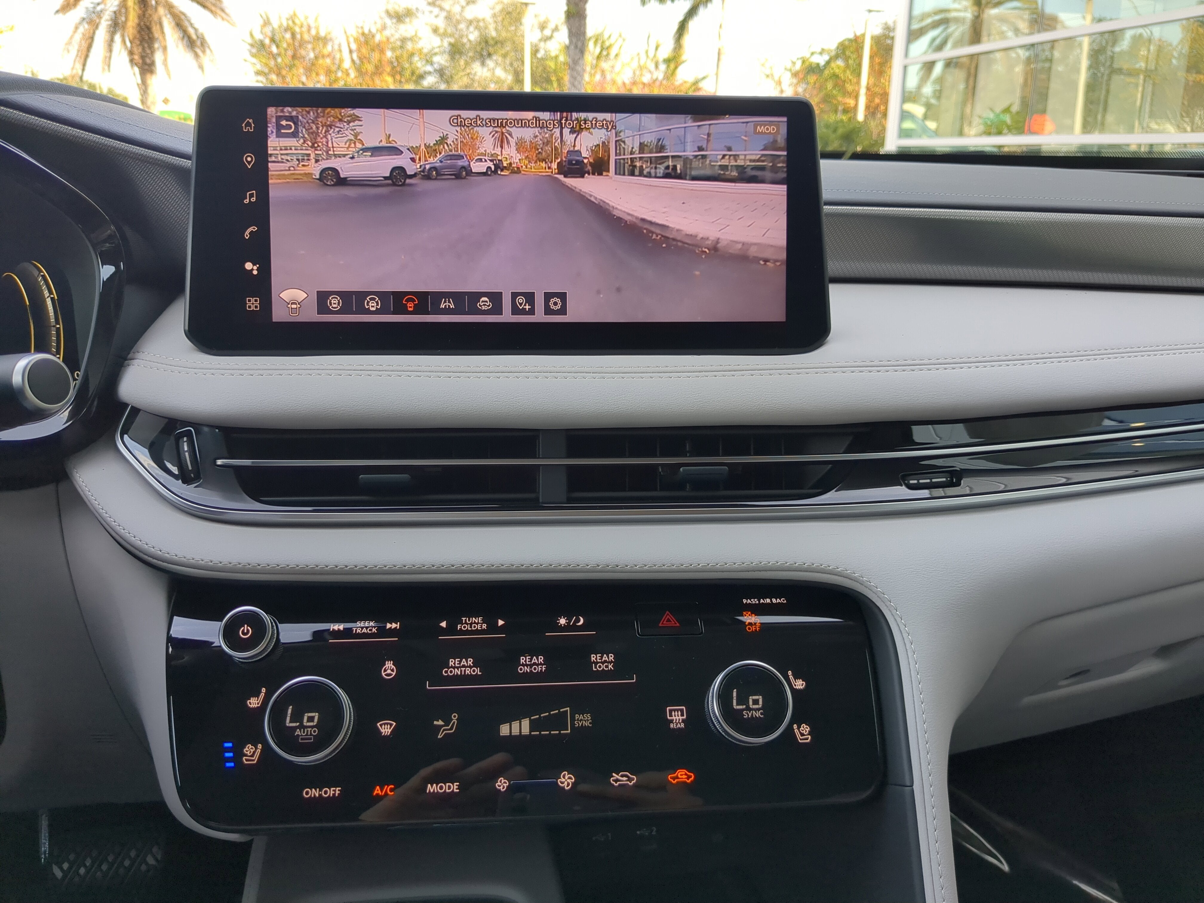 2026 INFINITI QX60 Luxe FWD