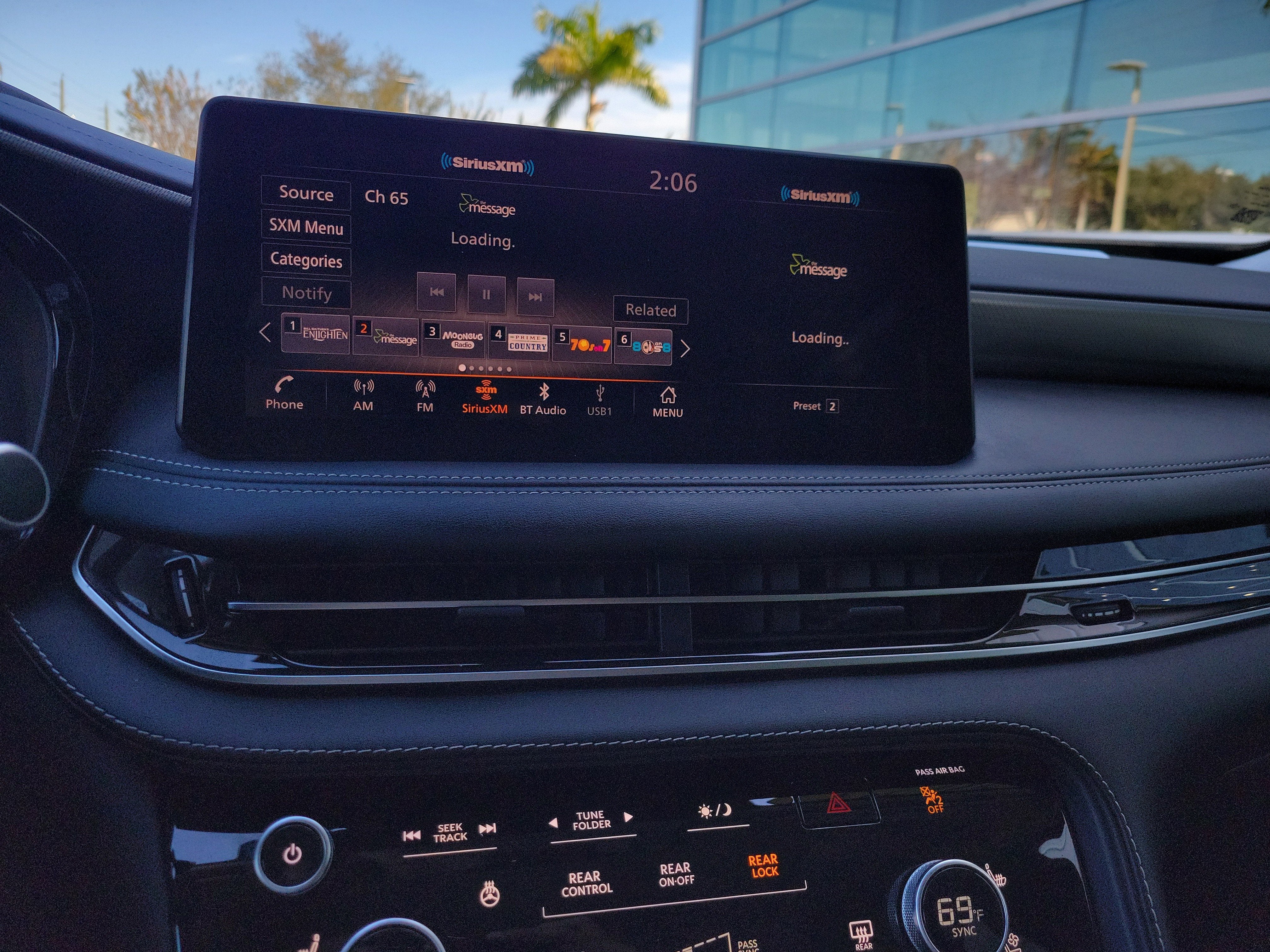 2023 INFINITI QX60 LUXE AWD