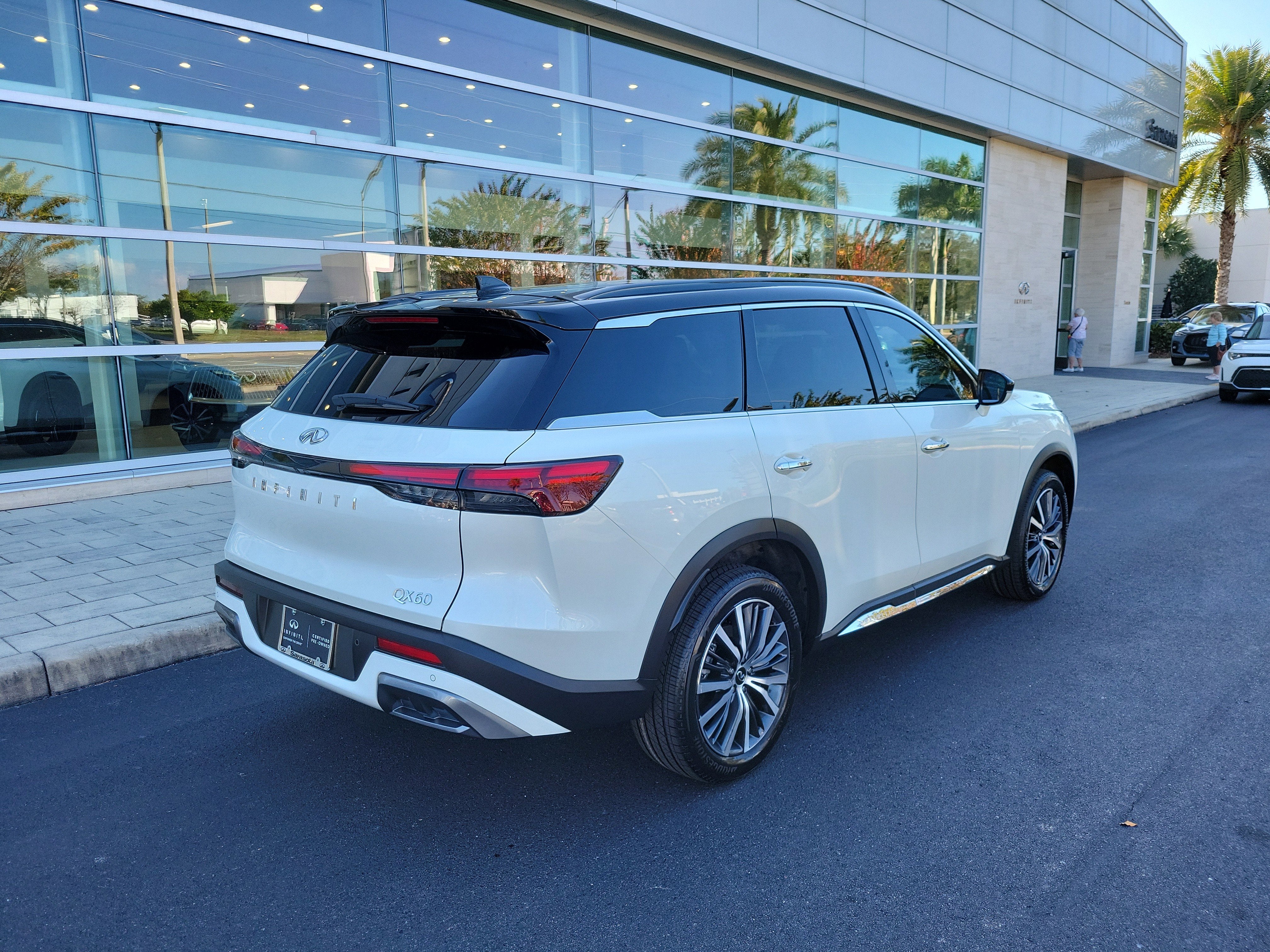 2023 INFINITI QX60 AUTOGRAPH FWD