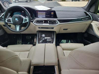 2022 BMW X7 M50i