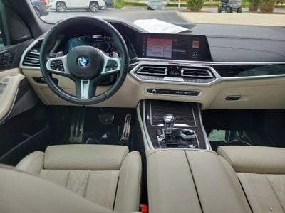 2022 BMW X7 M50i