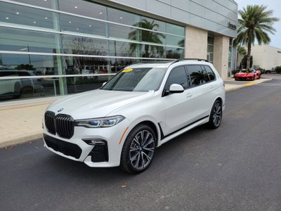 2022 BMW X7 M50i