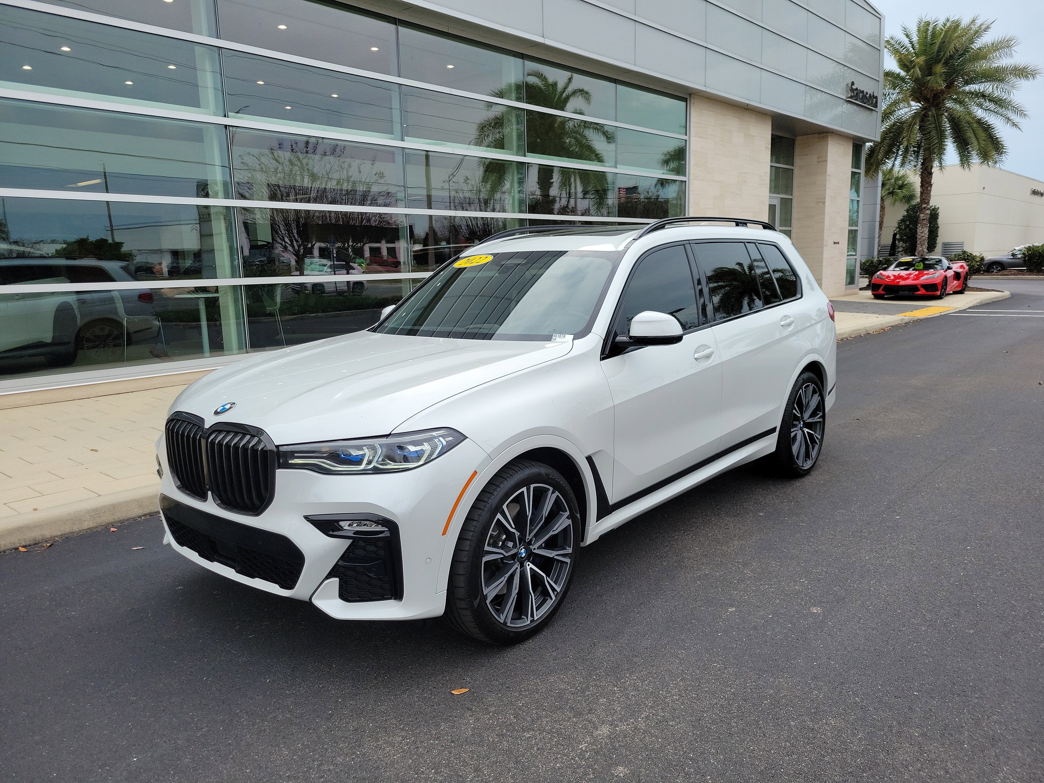2022 BMW X7 M50i