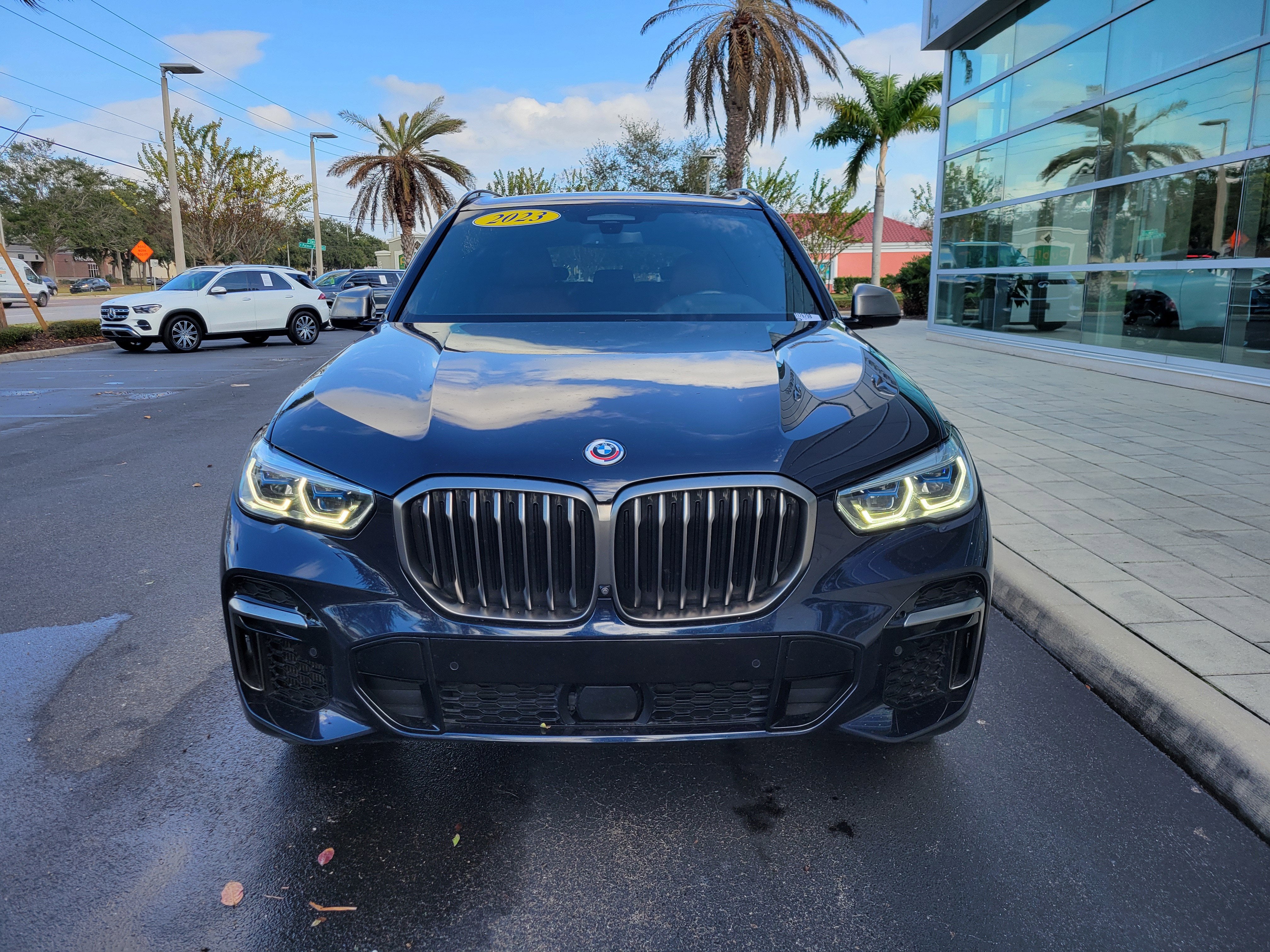 2023 BMW X5 M50i