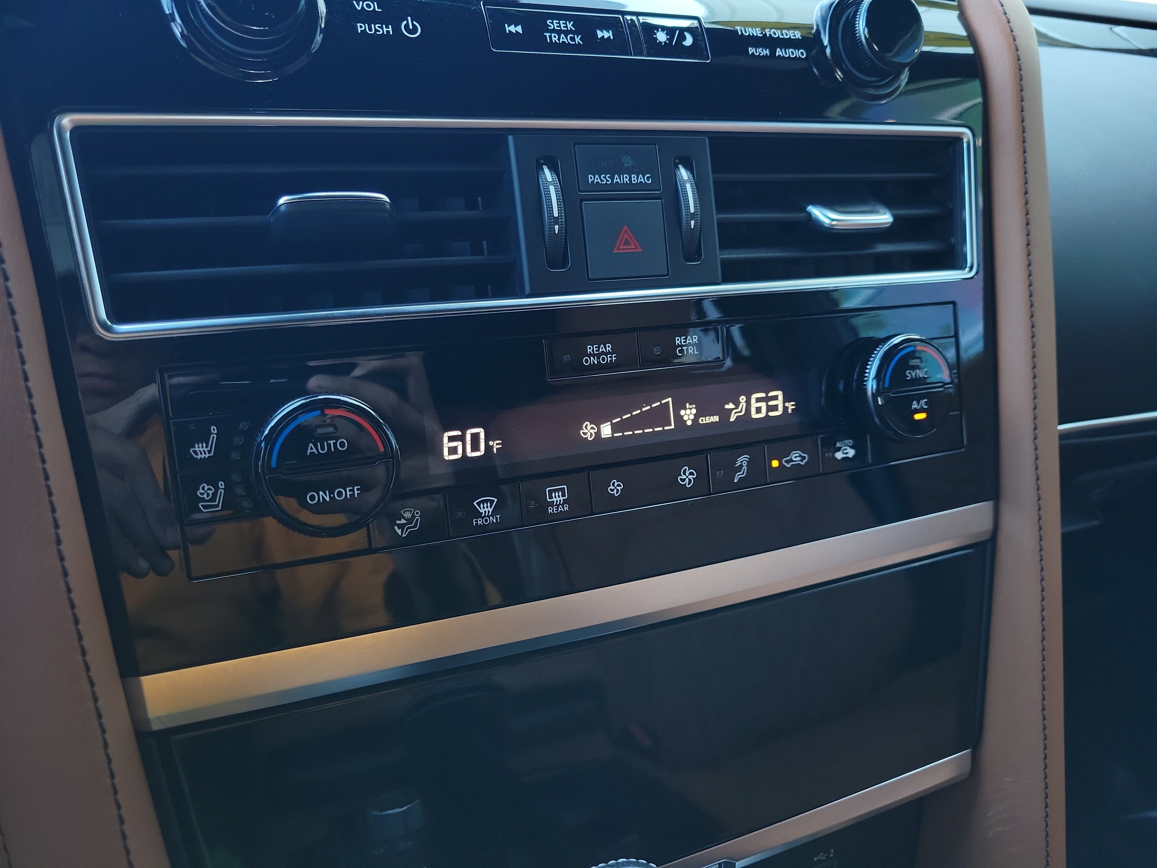 2024 INFINITI QX80 SENSORY 4WD