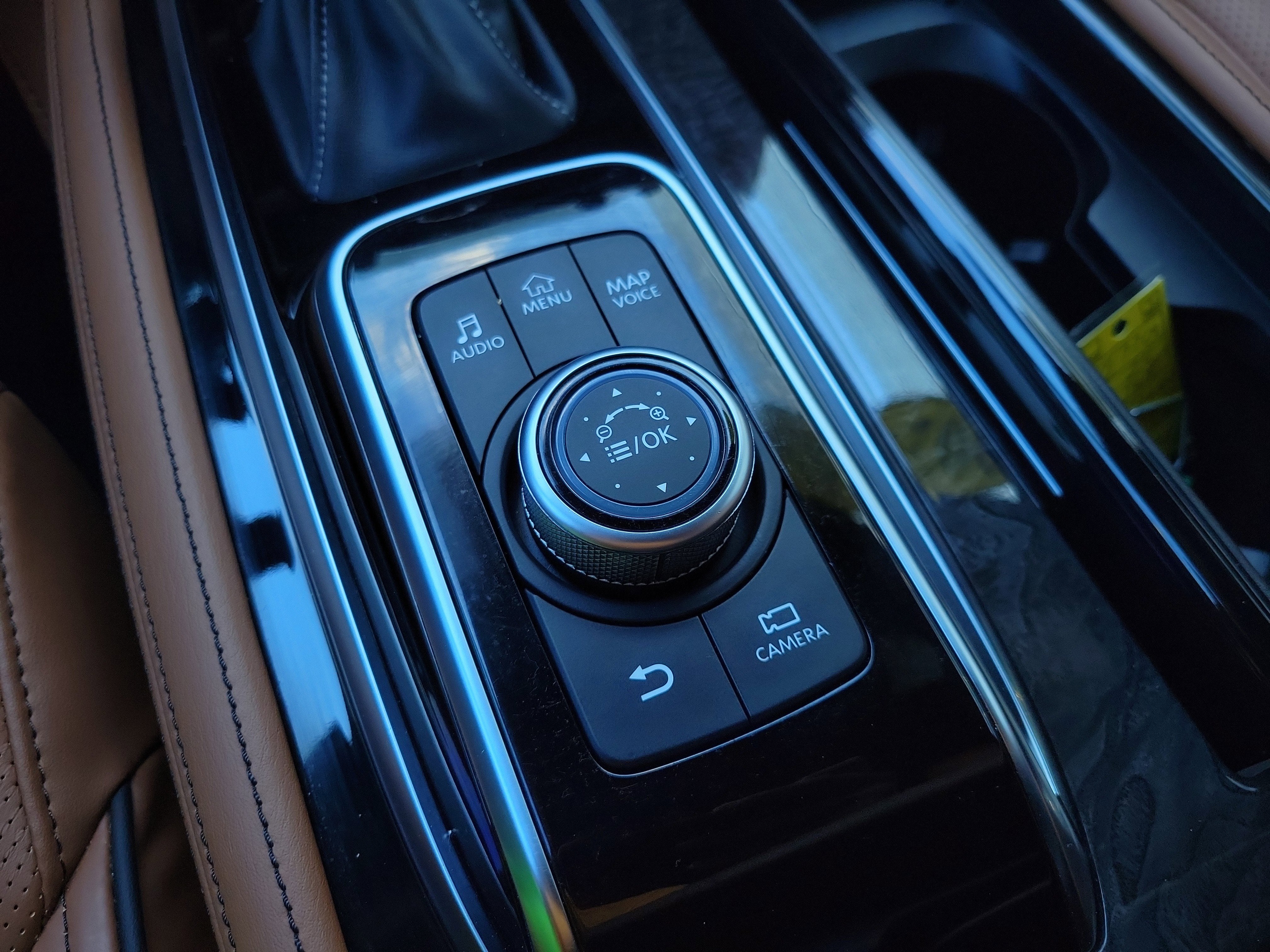 2024 INFINITI QX80 SENSORY 4WD