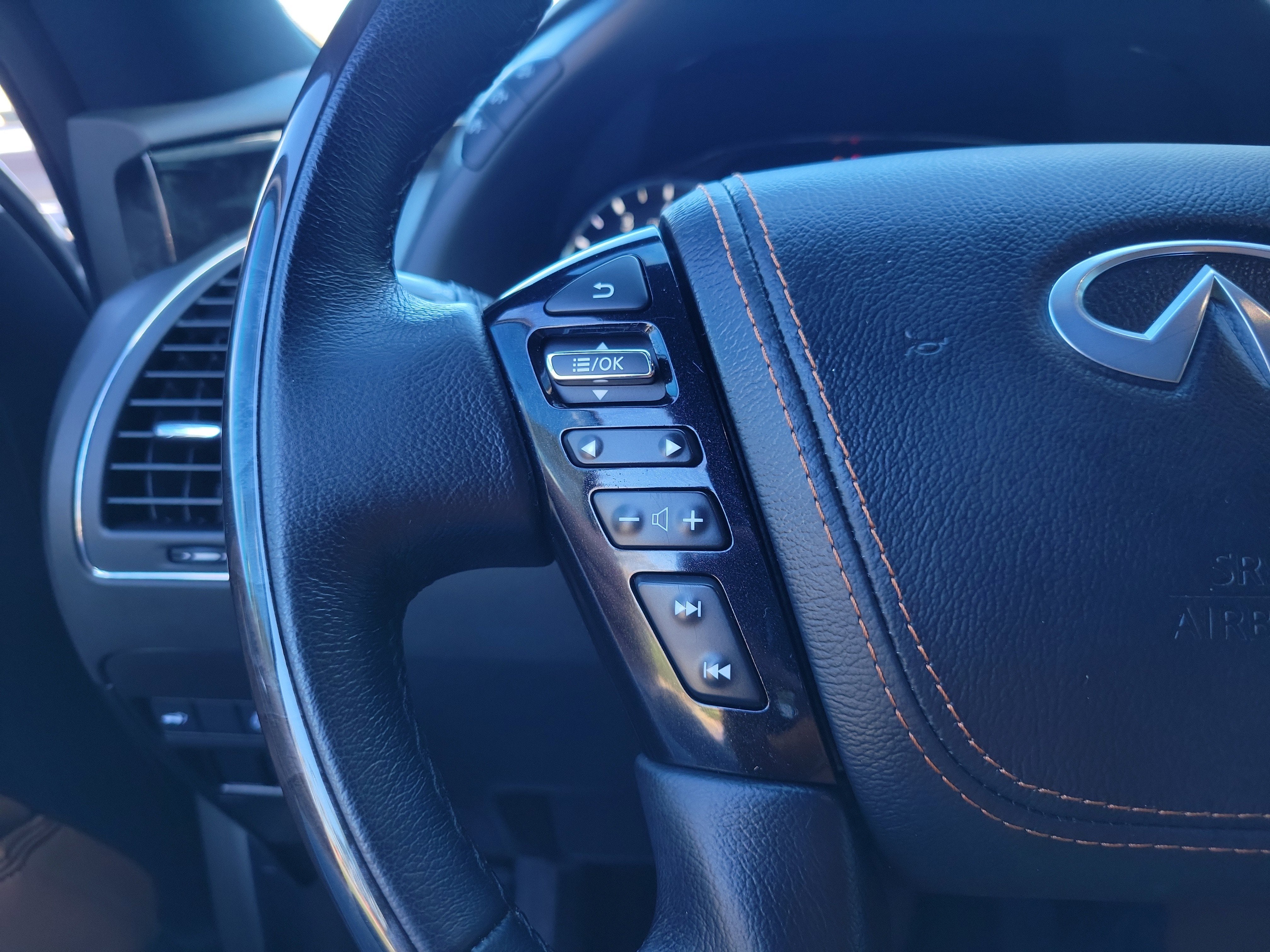 2024 INFINITI QX80 SENSORY 4WD