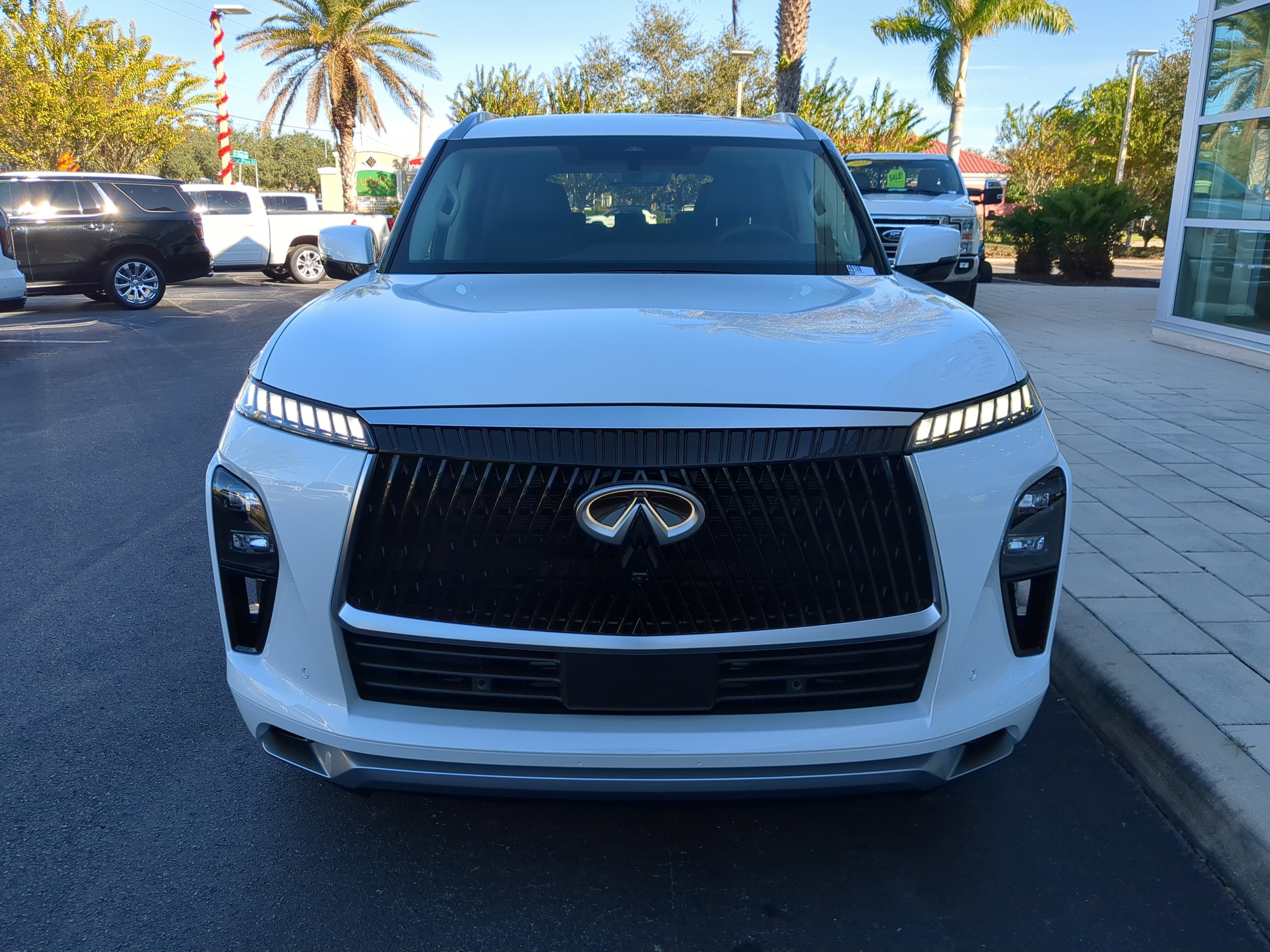 2026 INFINITI QX80 Luxe 2WD