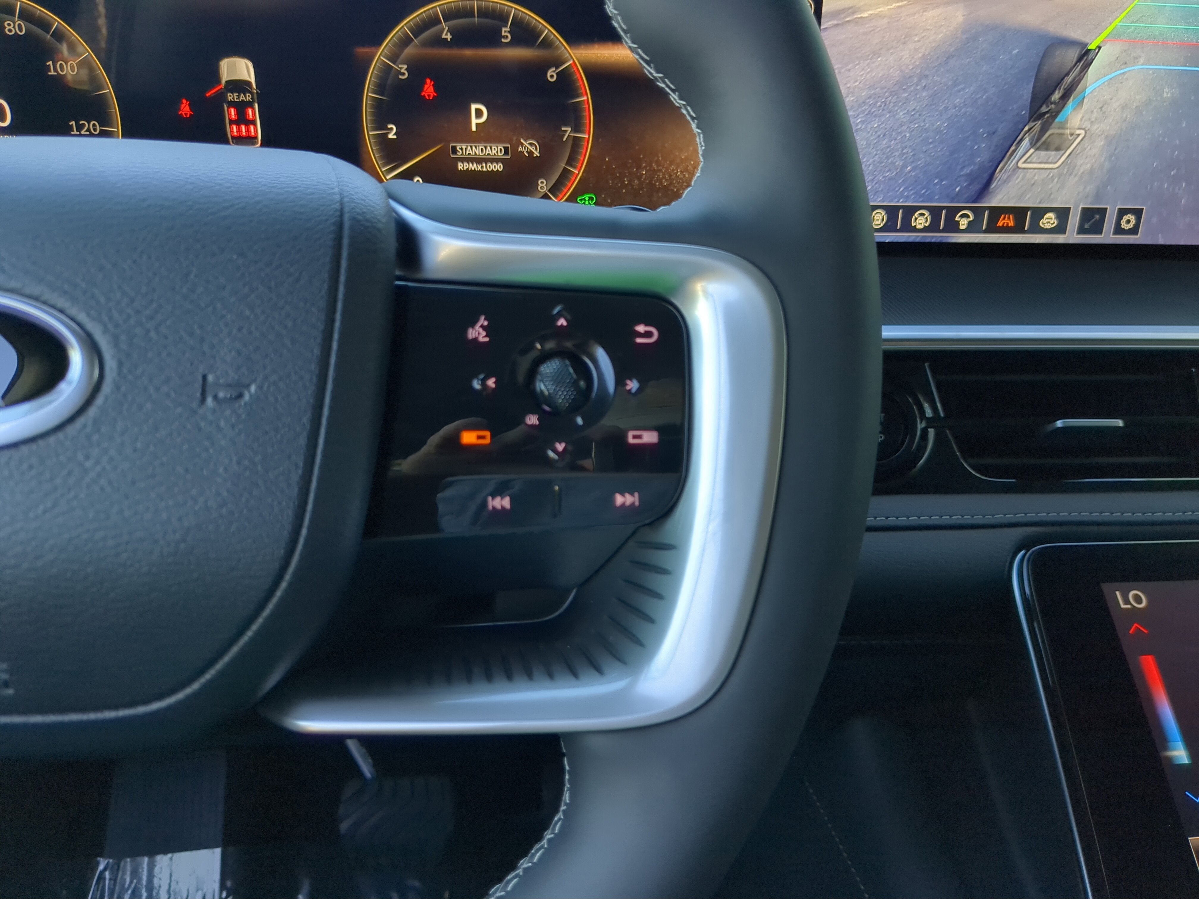 2026 INFINITI QX80 Luxe 2WD