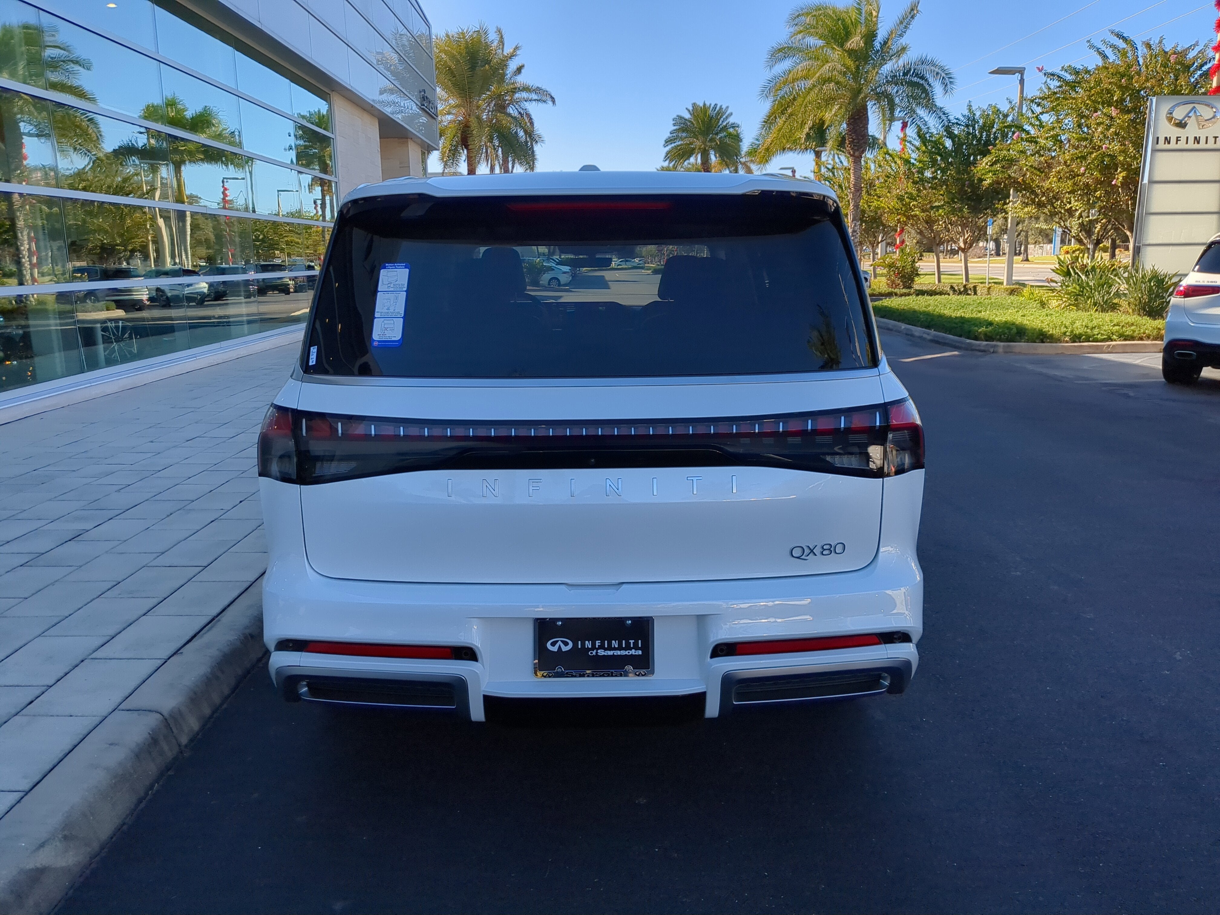 2026 INFINITI QX80 Luxe 2WD