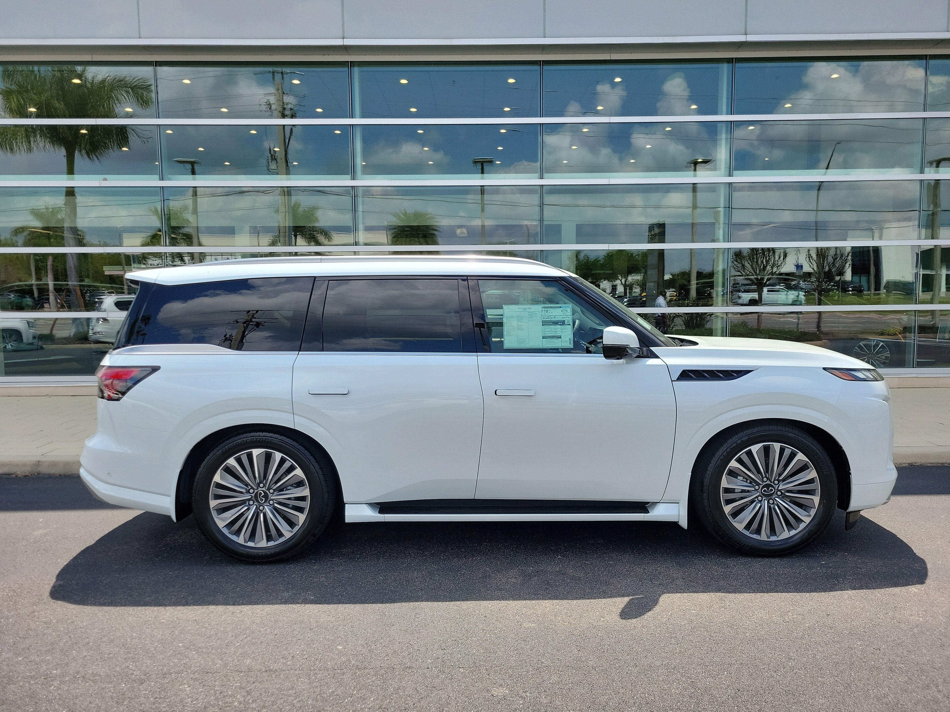 2026 INFINITI QX80 Luxe 2WD