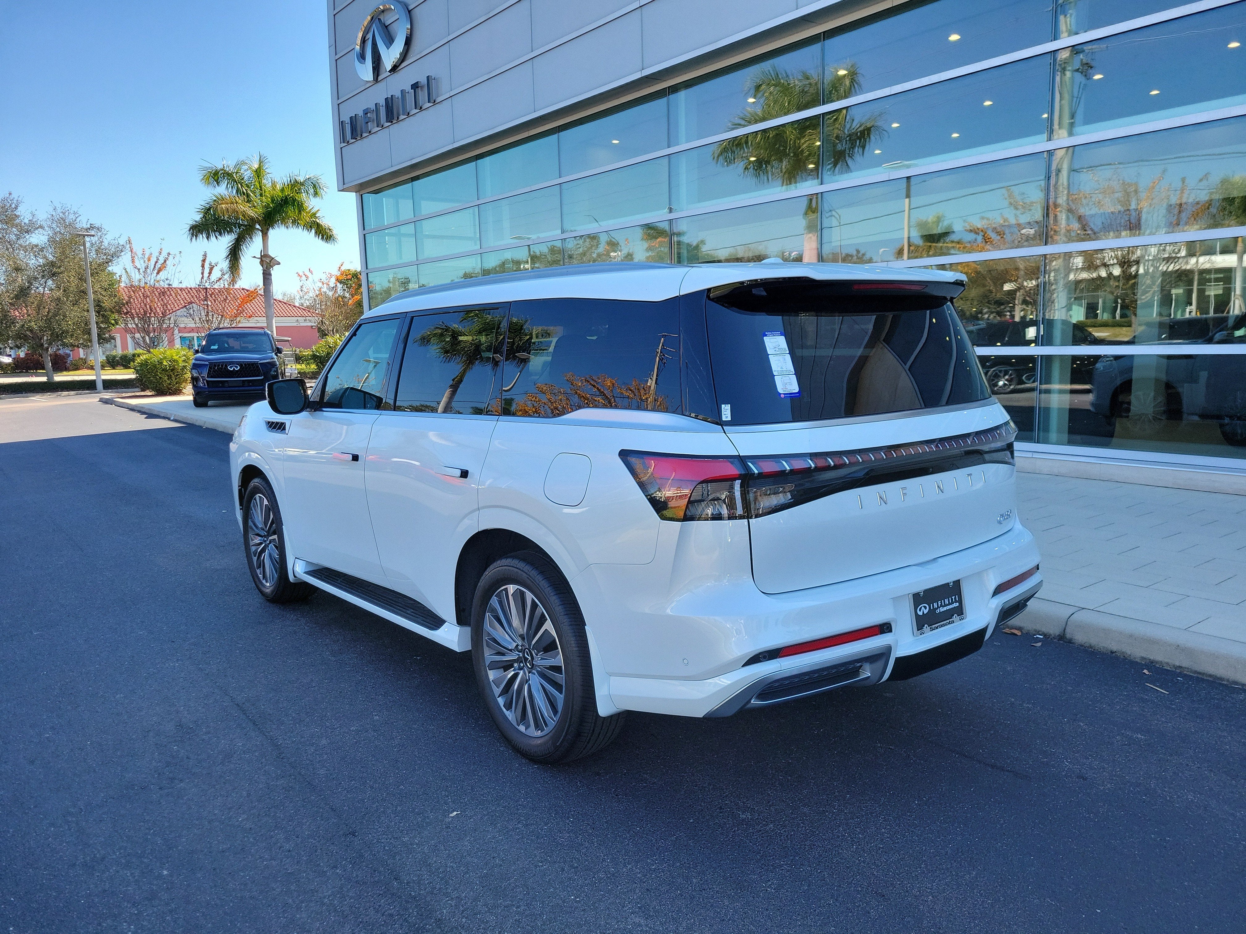 2026 INFINITI QX80 Luxe 2WD