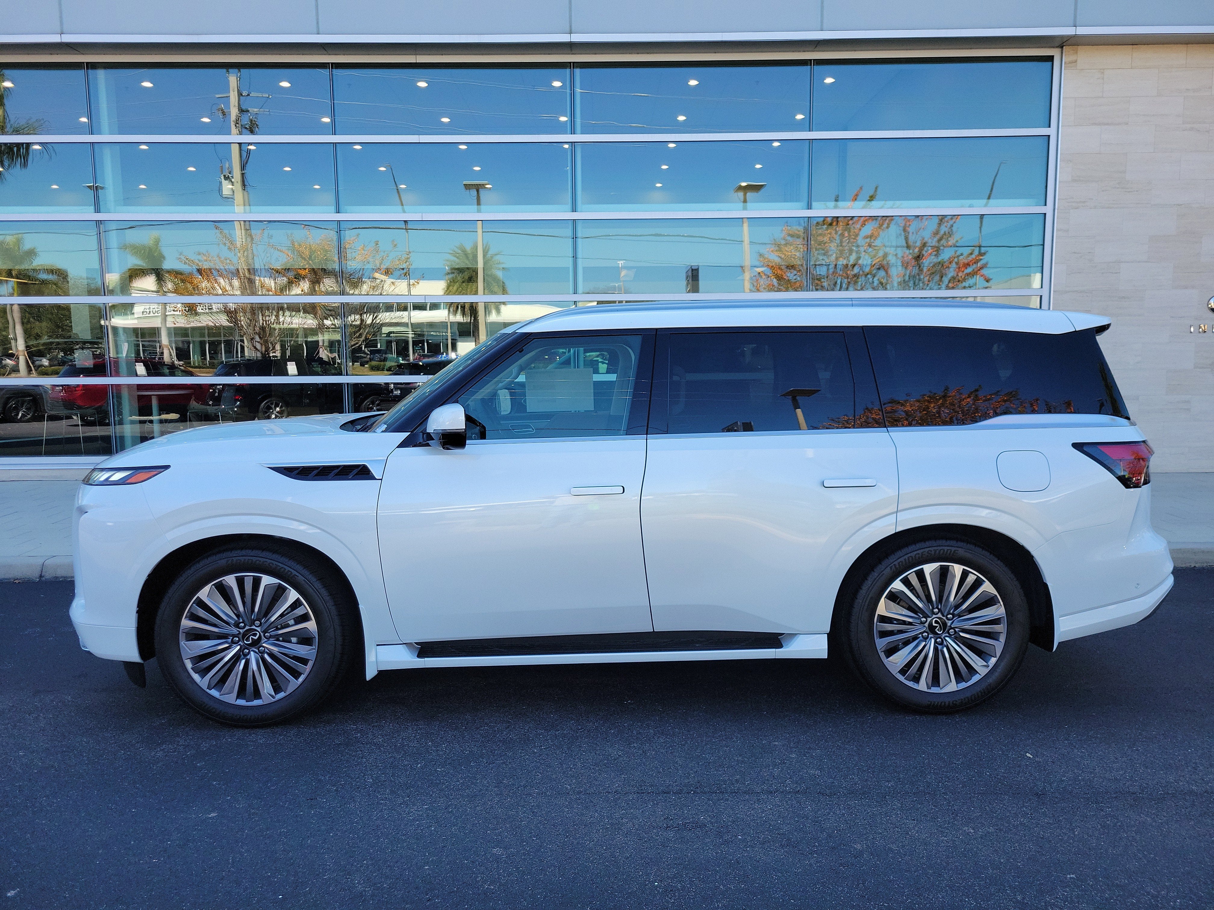 2026 INFINITI QX80 Luxe 2WD