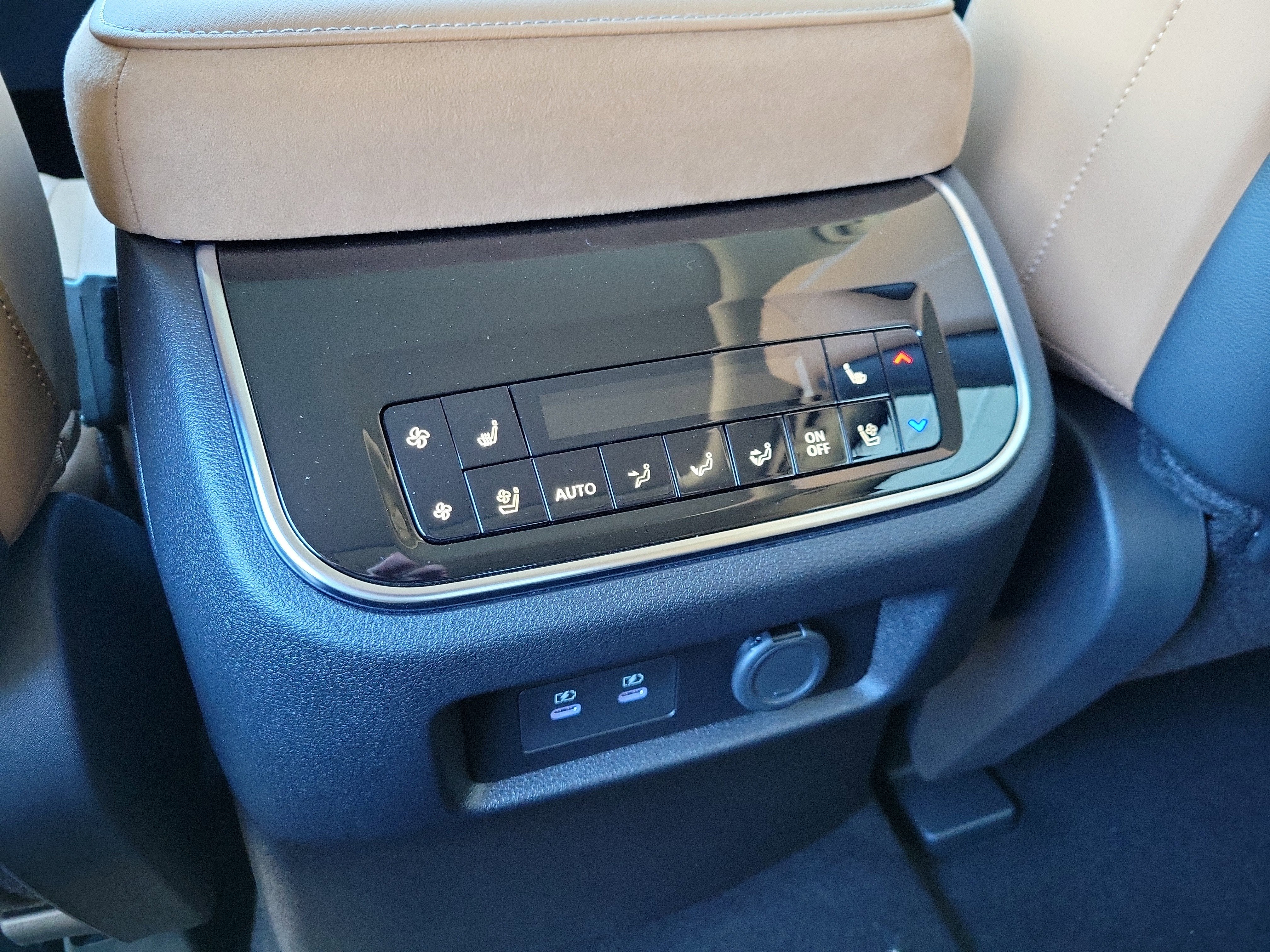 2026 INFINITI QX80 Luxe 4WD