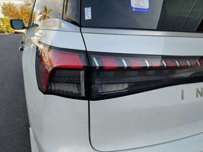 2026 INFINITI QX80 Luxe 4WD