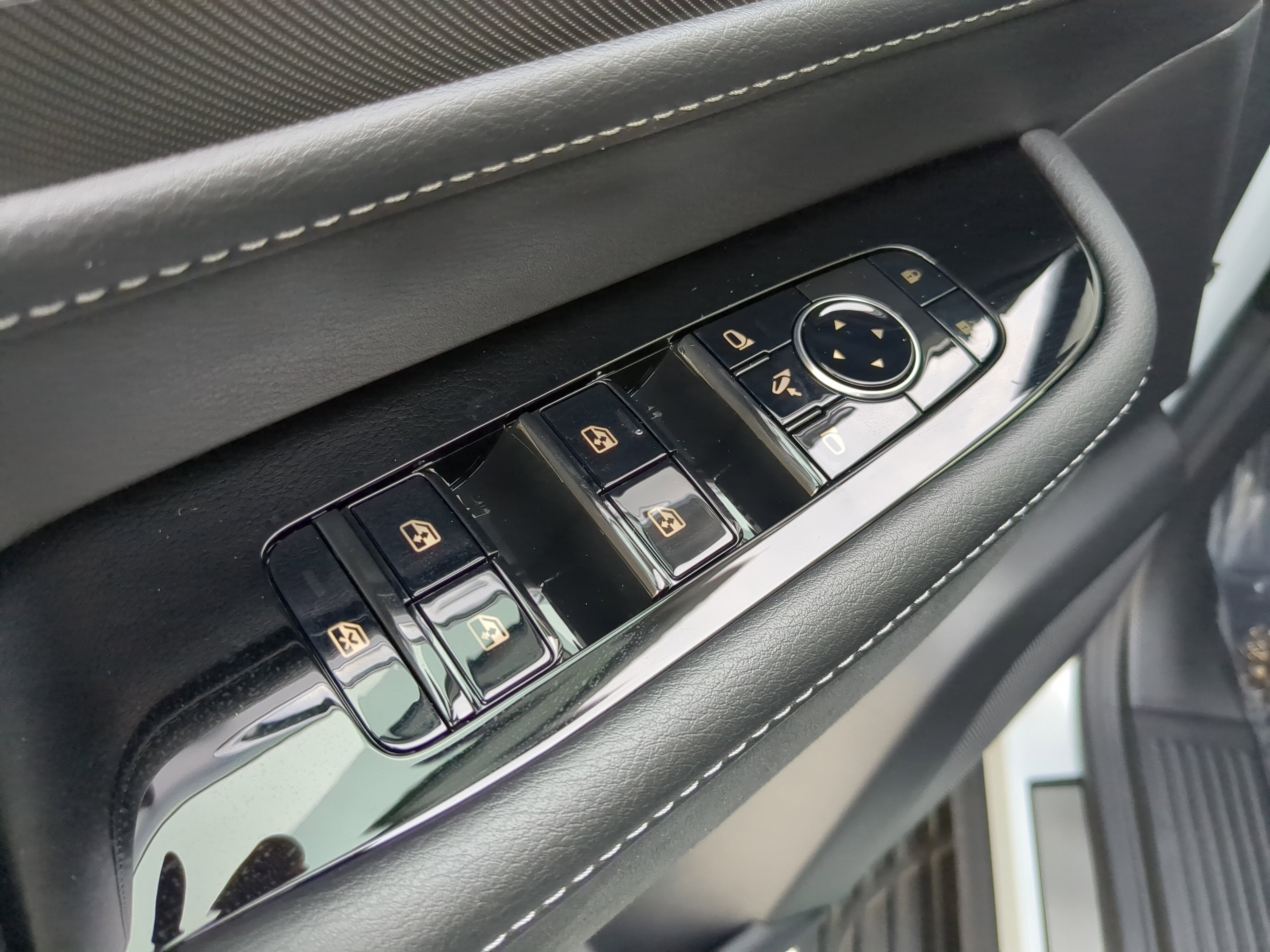 2026 INFINITI QX80 Luxe 4WD