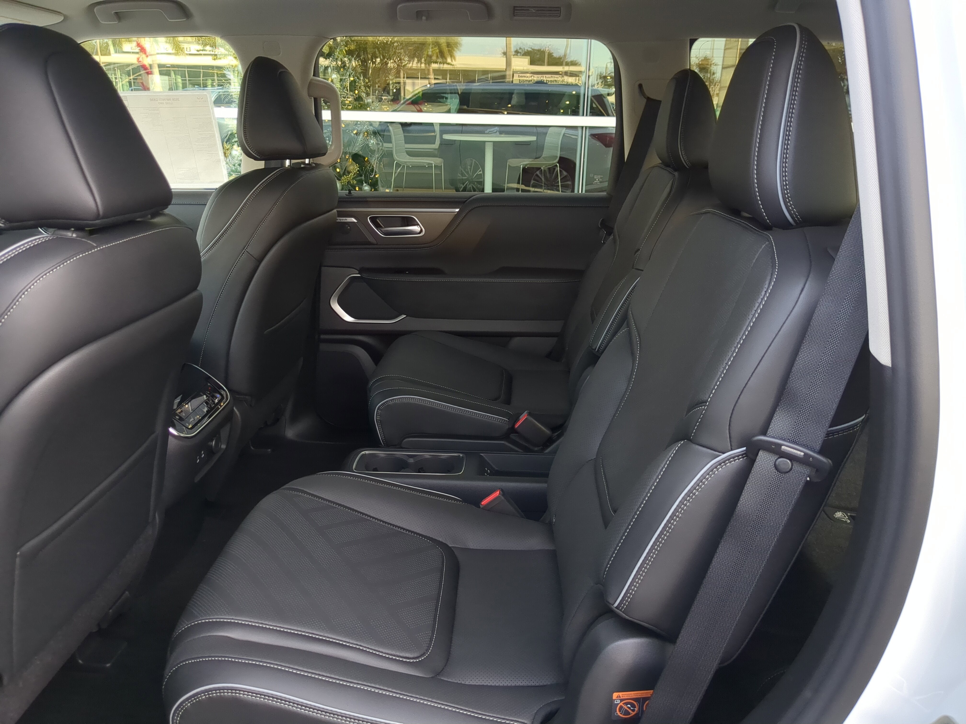 2026 INFINITI QX80 Luxe 4WD