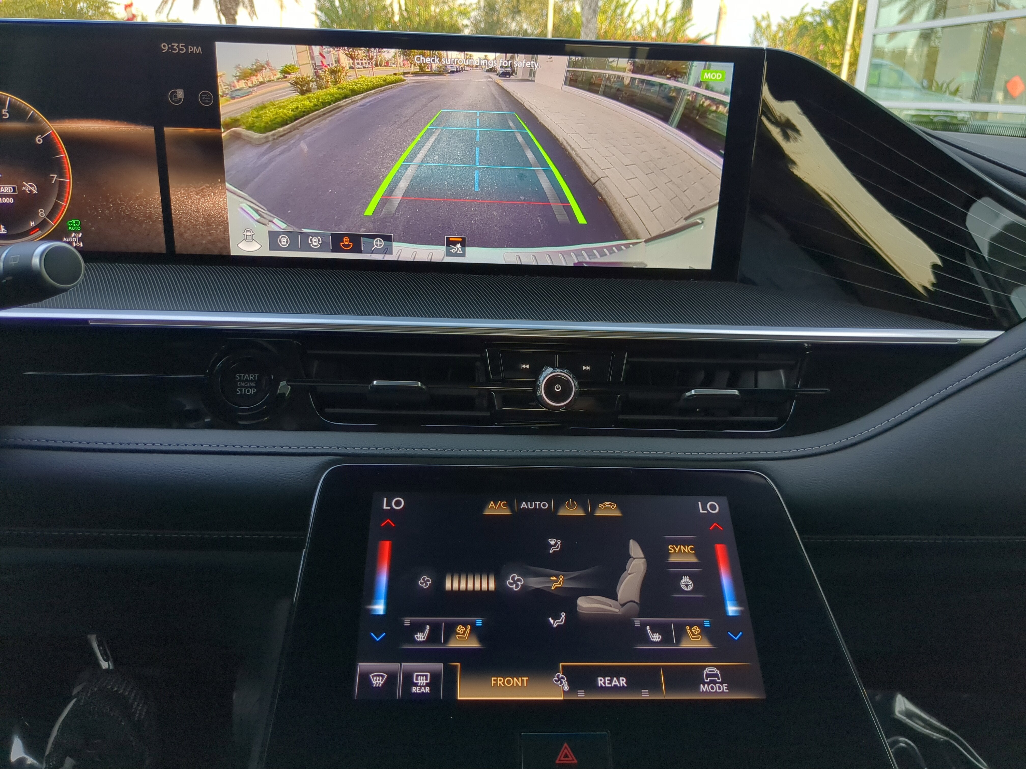 2026 INFINITI QX80 Luxe 4WD