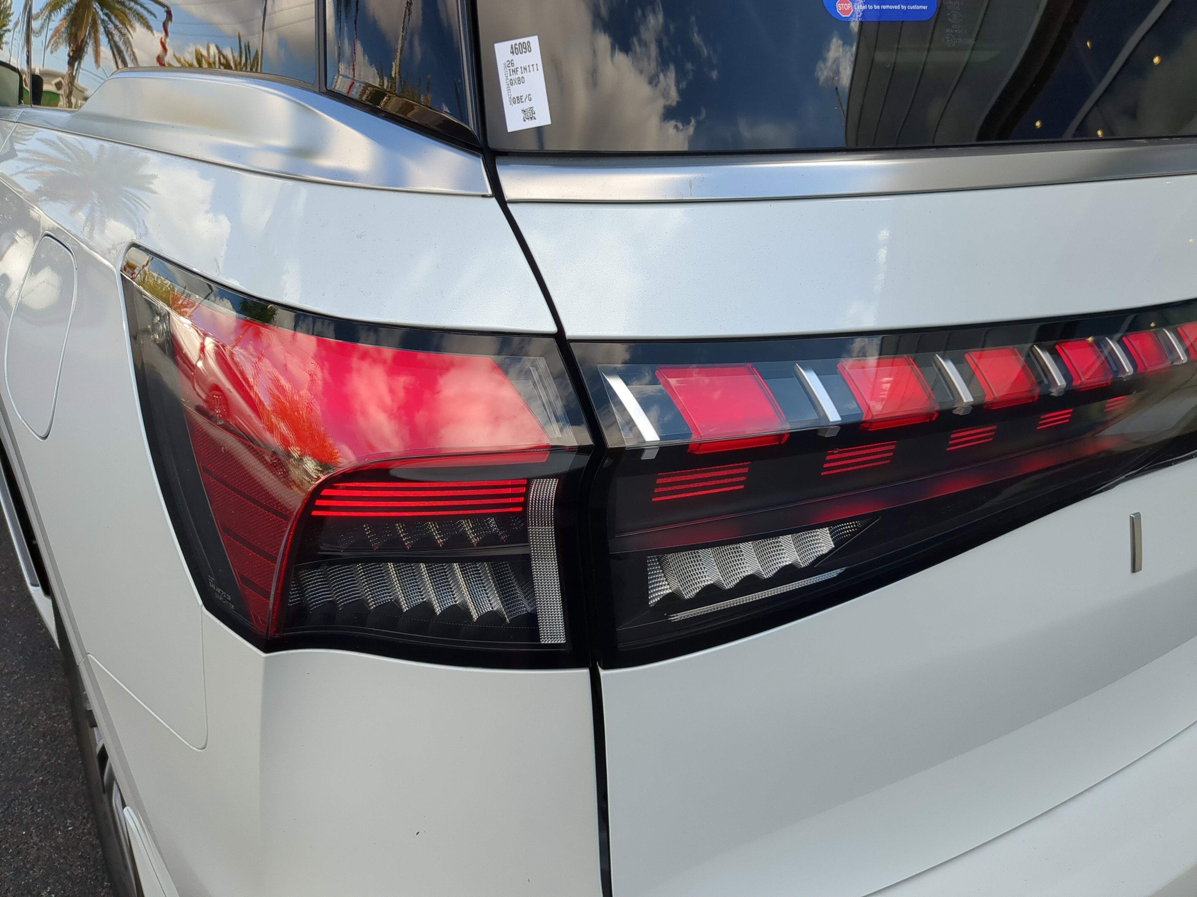 2026 INFINITI QX80 Luxe 4WD