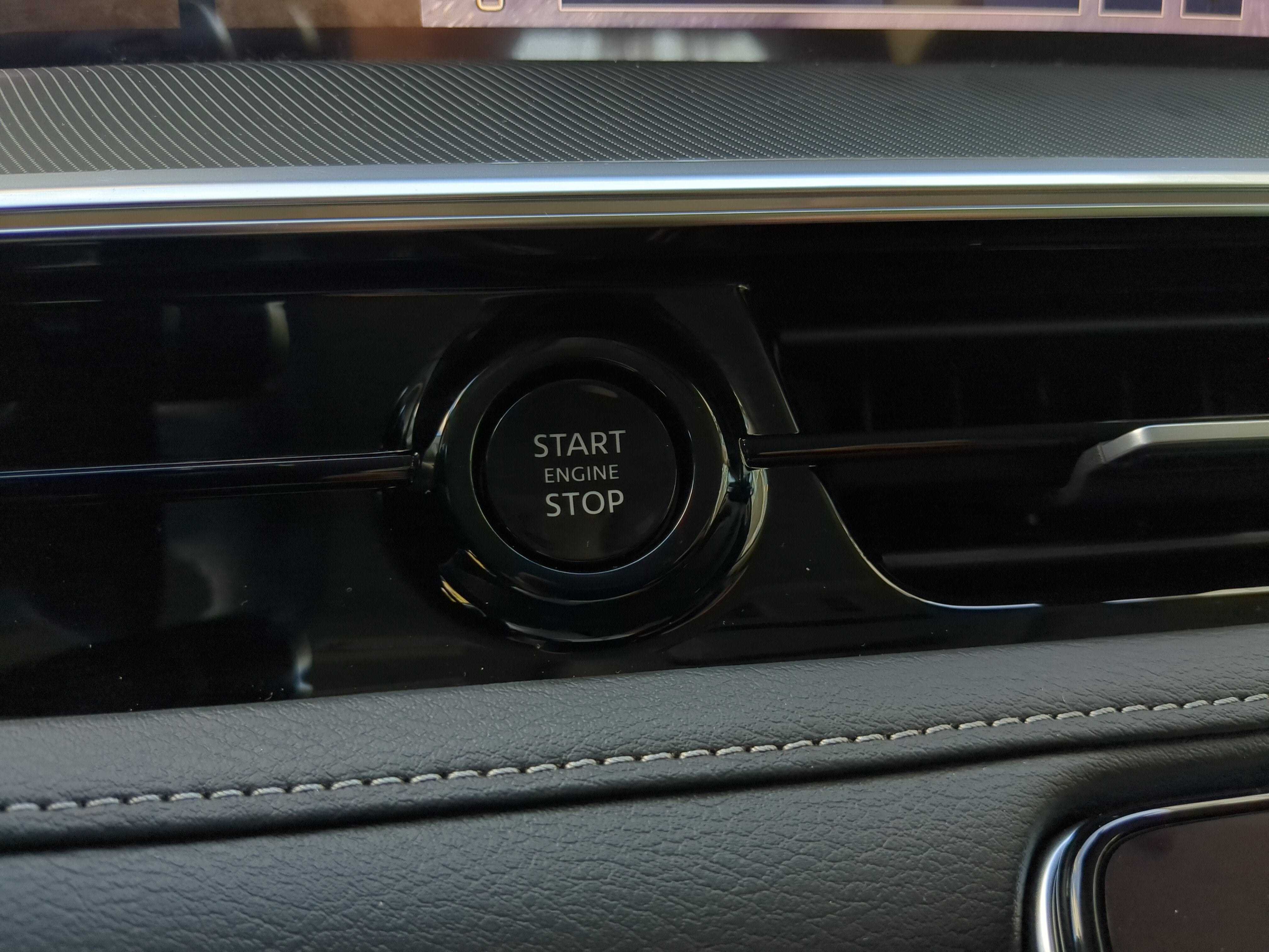 2026 INFINITI QX80 Luxe 4WD