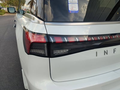 2026 INFINITI QX80 Luxe 4WD