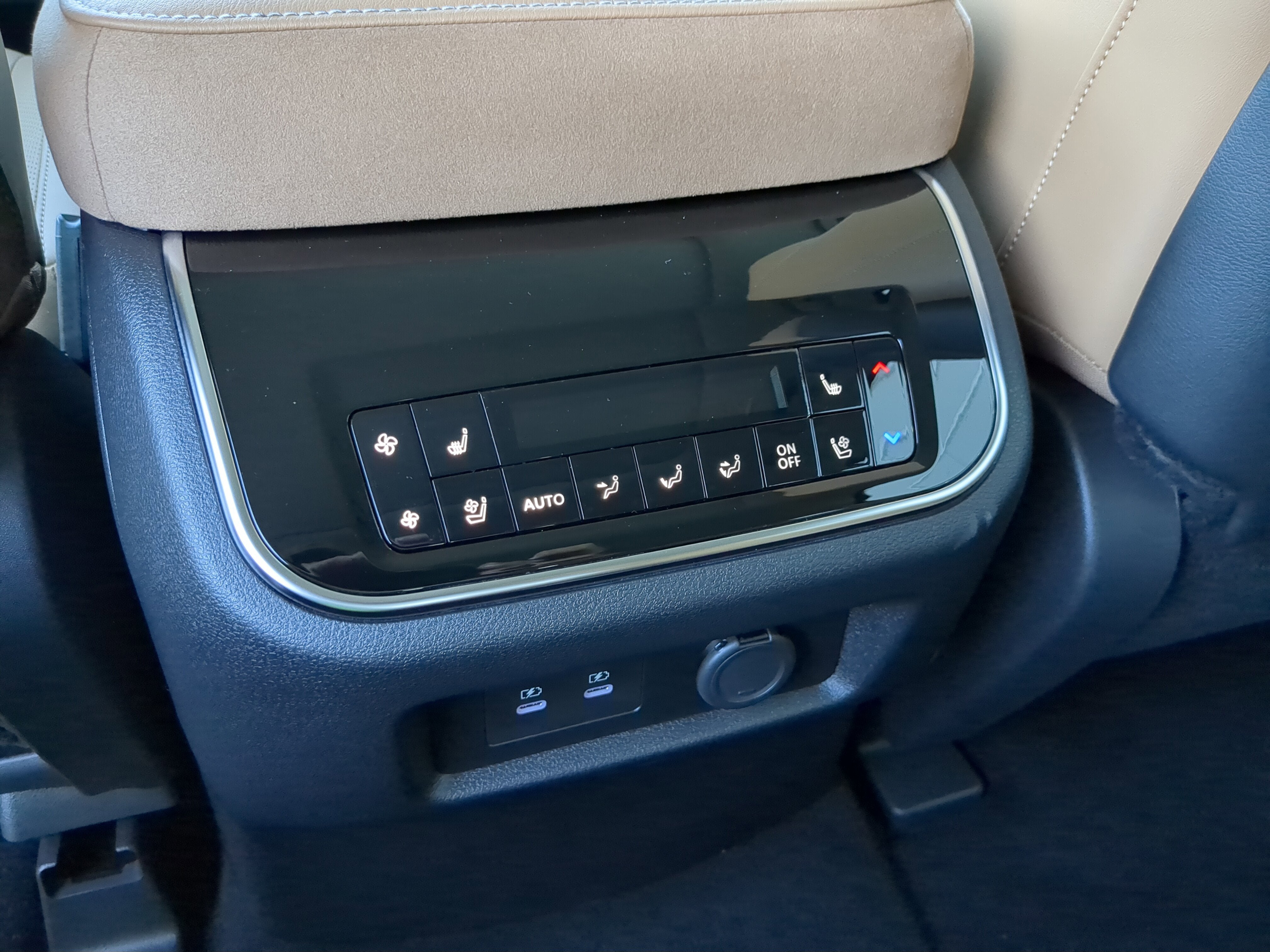 2026 INFINITI QX80 Luxe 4WD