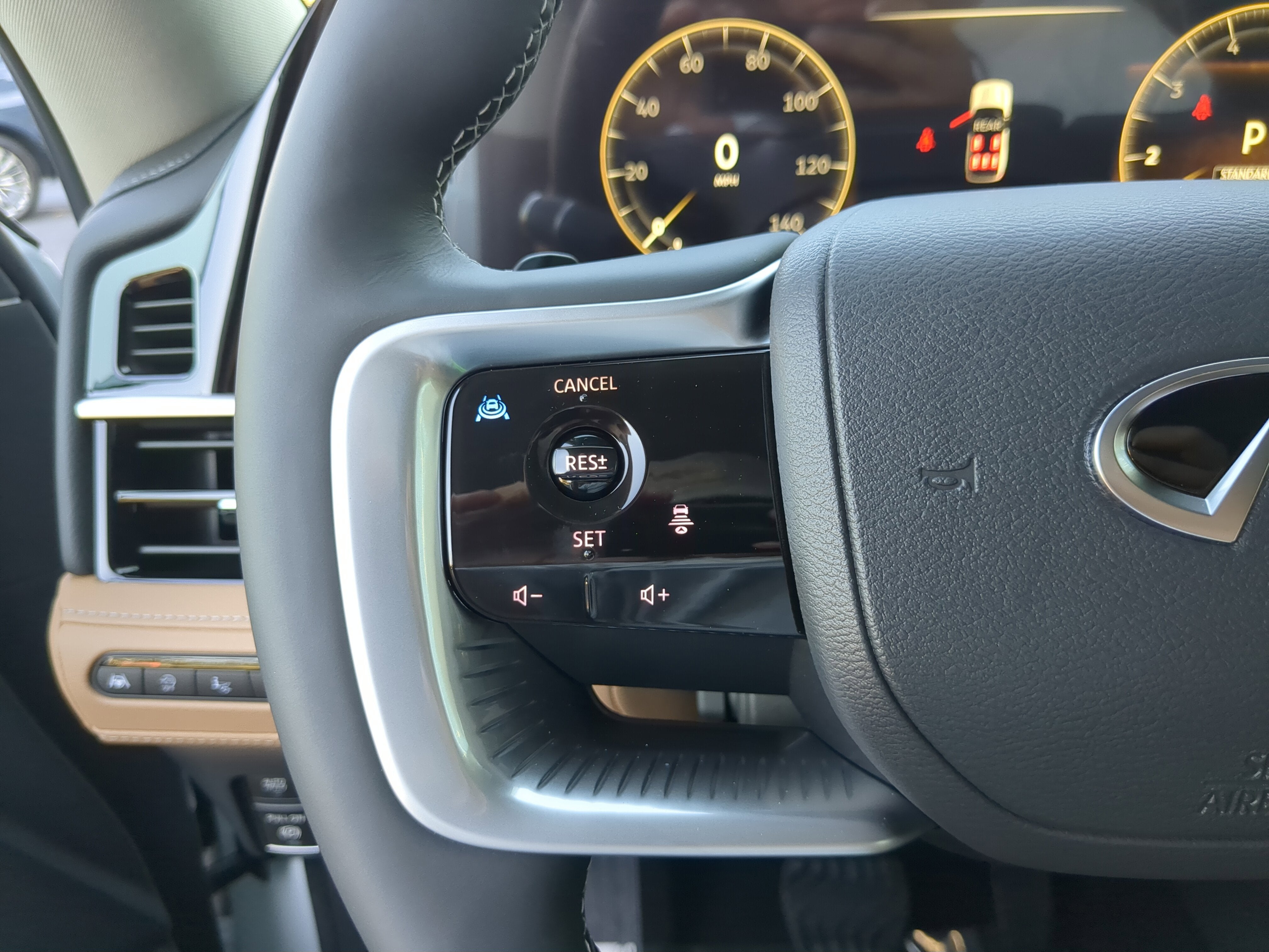 2026 INFINITI QX80 Luxe 4WD