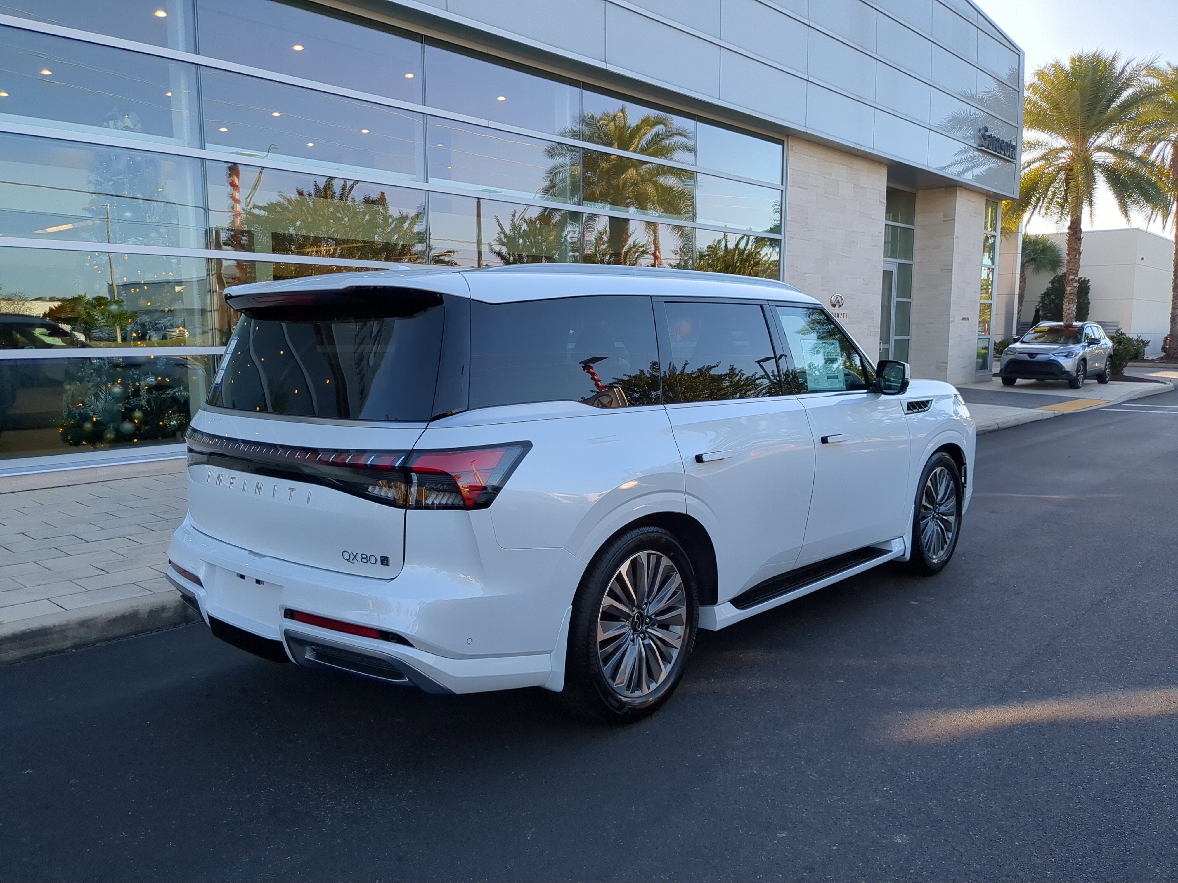 2026 INFINITI QX80 Luxe 4WD