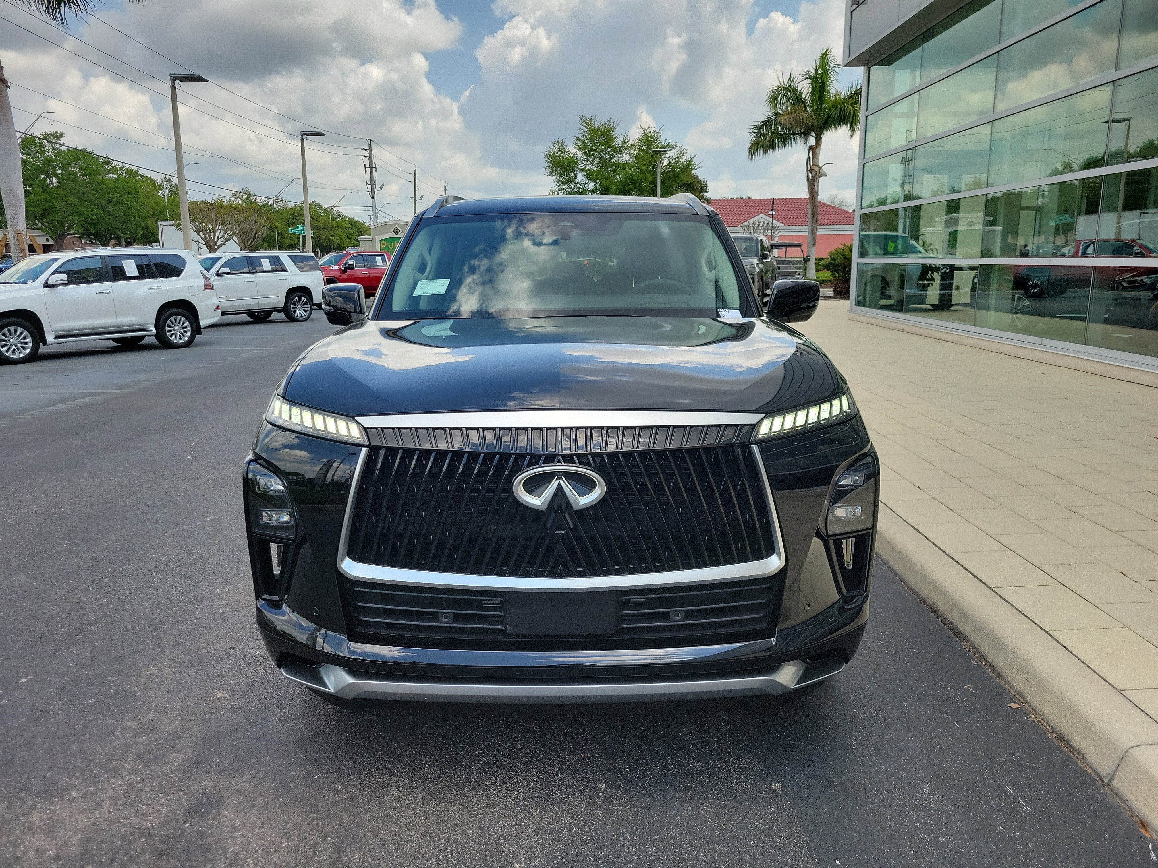 2026 INFINITI QX80 Luxe 2WD